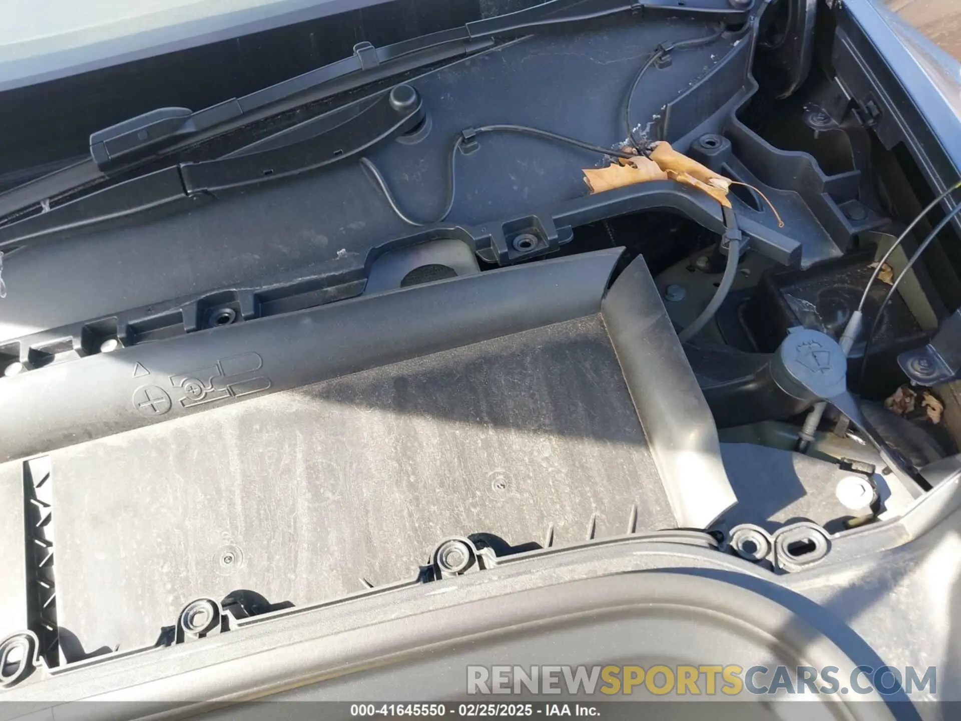 17 Photograph of a damaged car 7SAYGDEF6RA266687 TESLA MODEL Y 2024