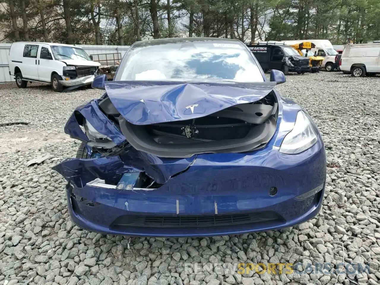 5 Photograph of a damaged car 7SAYGDEF6RA268195 TESLA MODEL Y 2024
