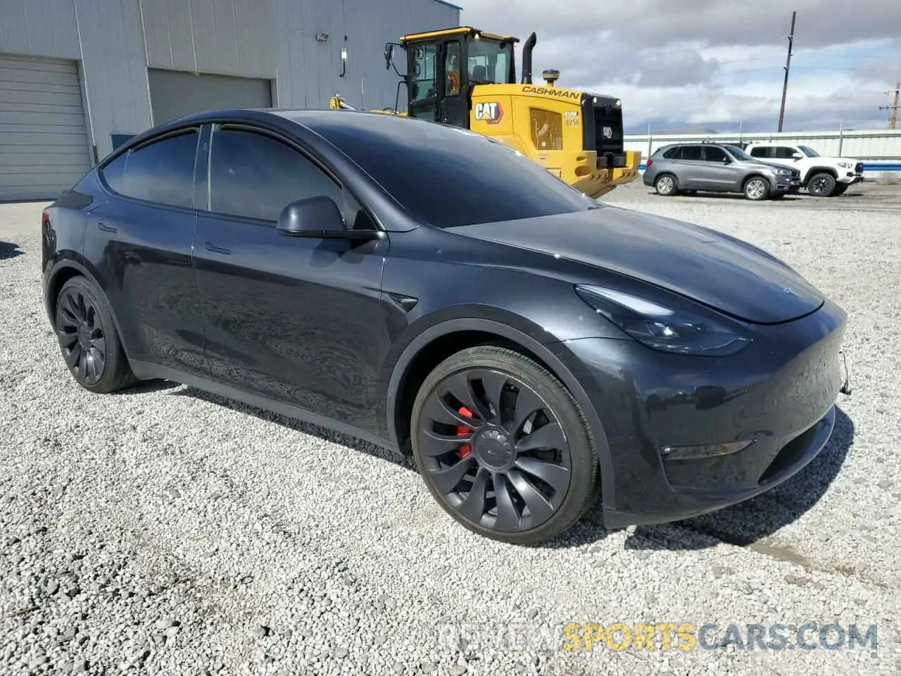 4 Photograph of a damaged car 7SAYGDEF6RF166365 TESLA MODEL Y 2024