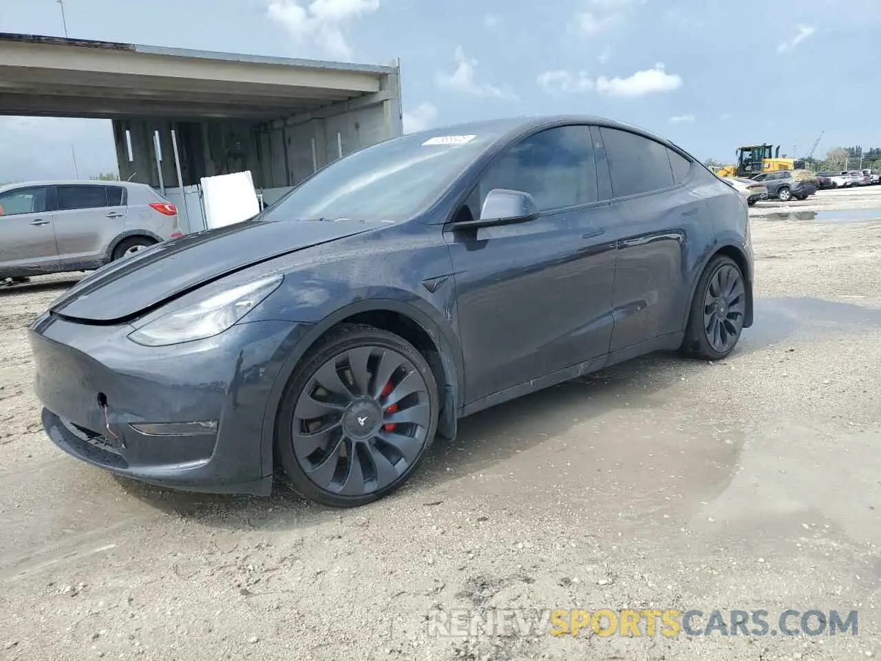 1 Фотография поврежденного автомобиля 7SAYGDEF7RA268772 TESLA MODEL Y 2024