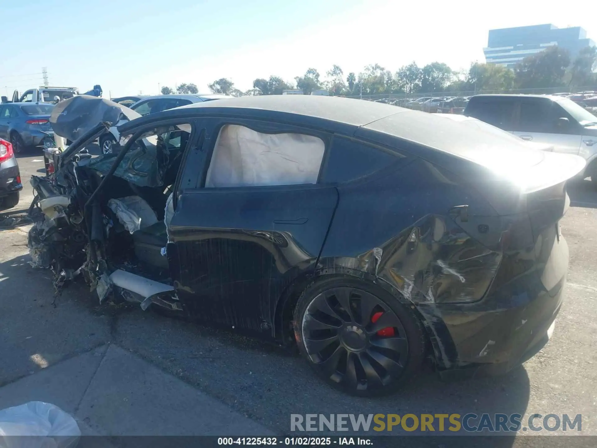 13 Фотография поврежденного автомобиля 7SAYGDEF7RF021464 TESLA MODEL Y 2024