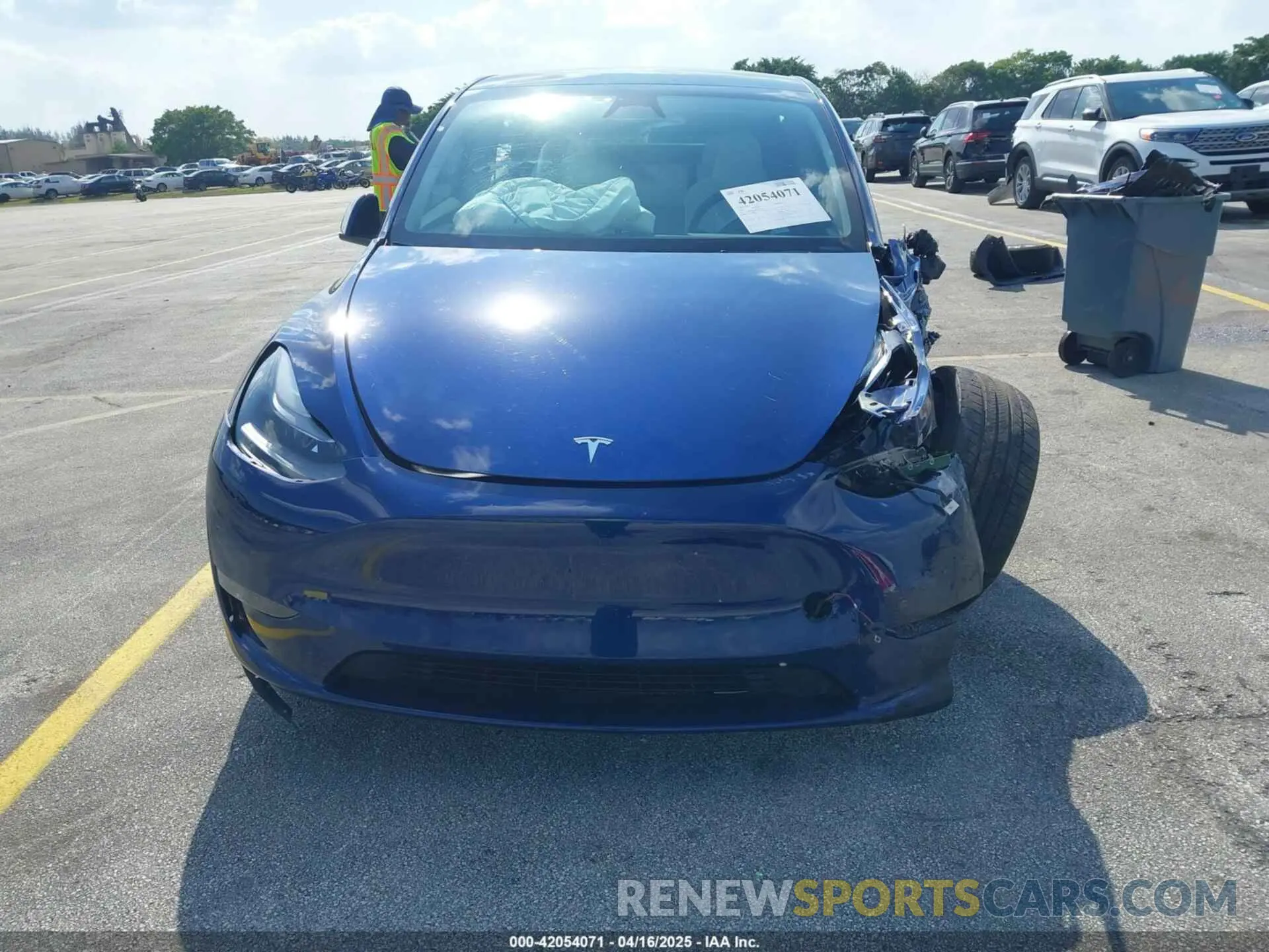 11 Фотография поврежденного автомобиля 7SAYGDEF9RA267204 TESLA MODEL Y 2024
