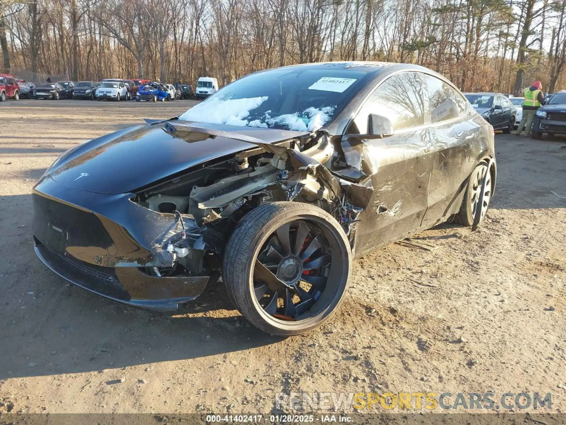 2 Photograph of a damaged car 7SAYGDEFXRA282830 TESLA MODEL Y 2024