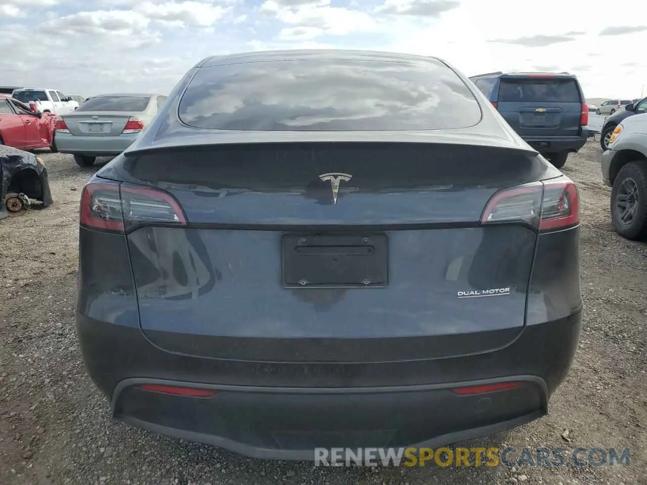 6 Фотография поврежденного автомобиля 7SAYGDEFXRA283041 TESLA MODEL Y 2024