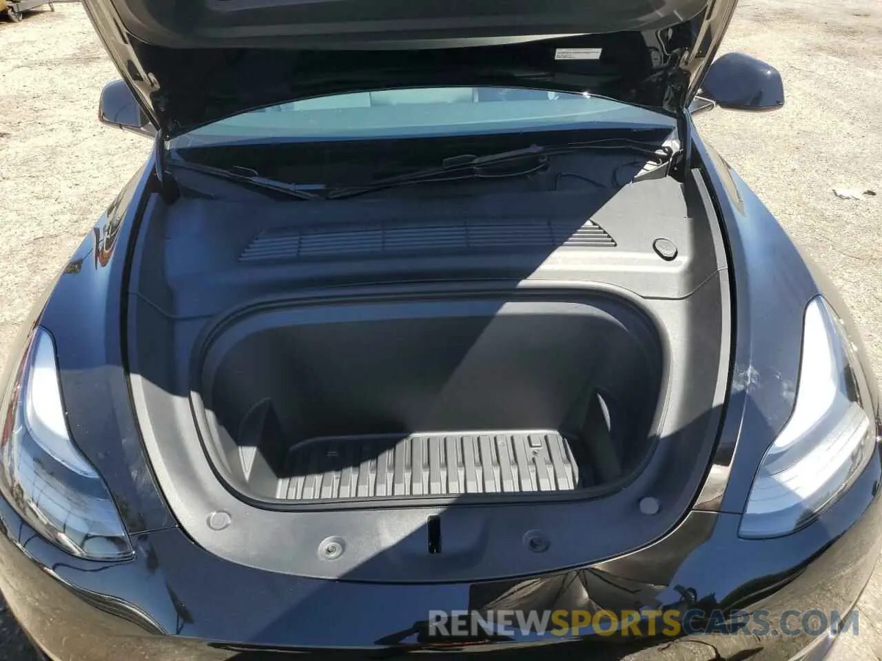 11 Фотография поврежденного автомобиля 7SAYGDEFXRF128976 TESLA MODEL Y 2024