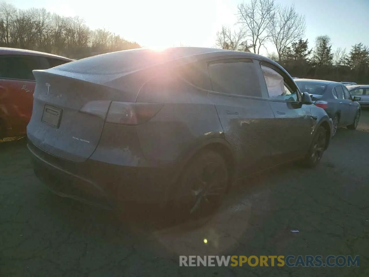 3 Photograph of a damaged car 7SAYGAEE1SF218433 TESLA MODEL Y 2025