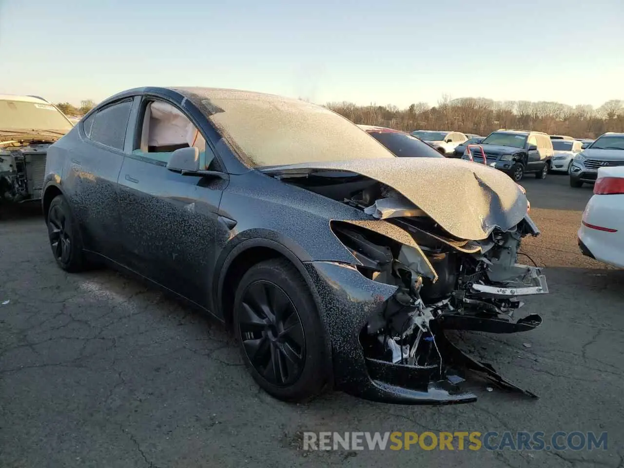 4 Photograph of a damaged car 7SAYGAEE1SF218433 TESLA MODEL Y 2025