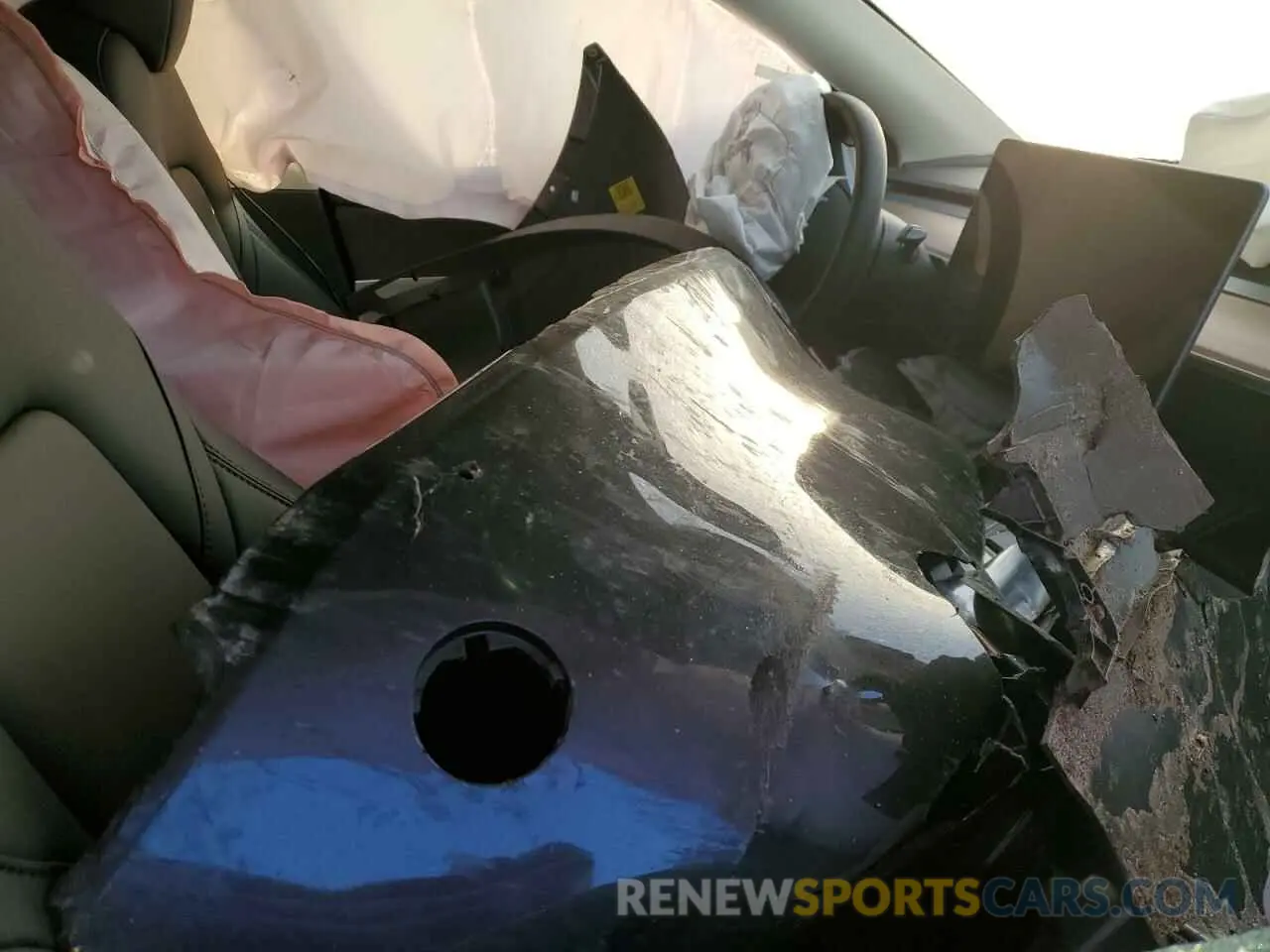 7 Photograph of a damaged car 7SAYGAEE1SF218433 TESLA MODEL Y 2025