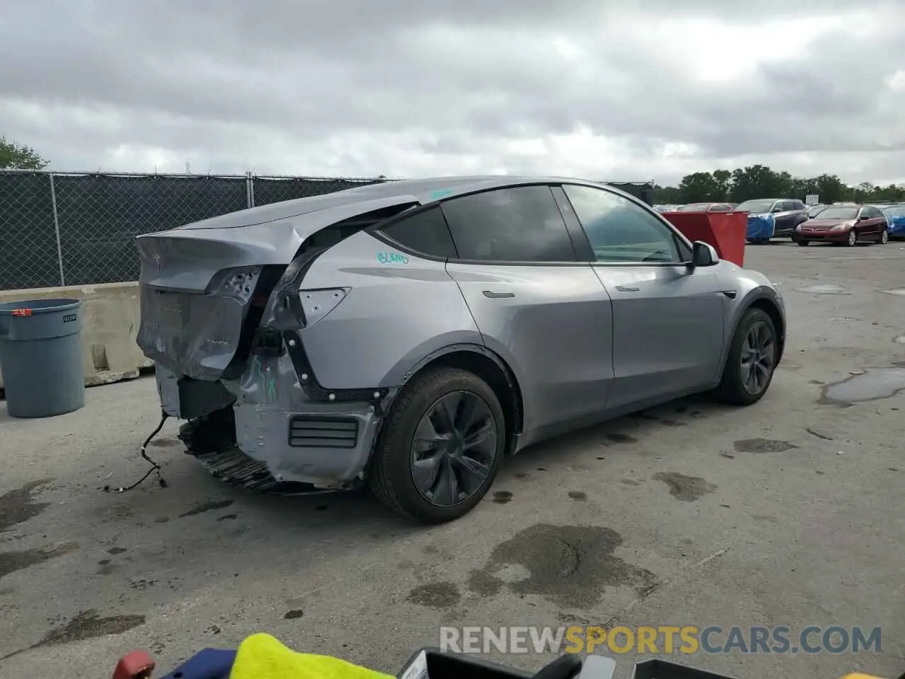 3 Фотография поврежденного автомобиля 7SAYGAEE1SF219078 TESLA MODEL Y 2025