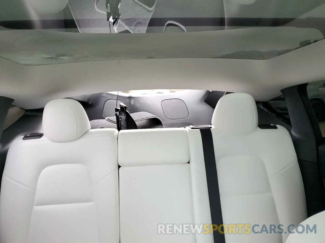 10 Photograph of a damaged car 7SAYGAEE2SF312868 TESLA MODEL Y 2025