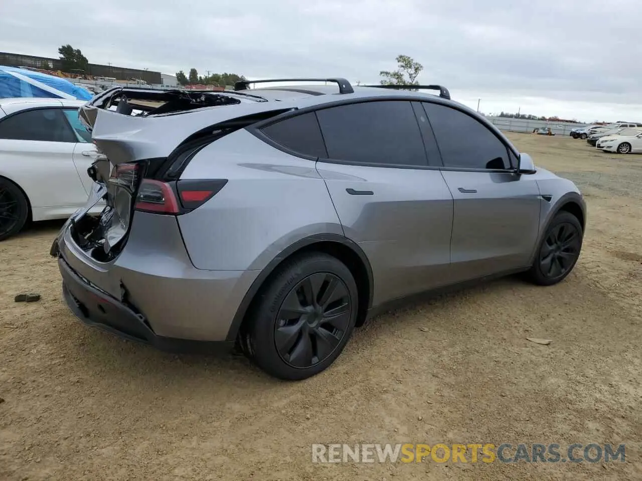 3 Photograph of a damaged car 7SAYGAEE2SF312868 TESLA MODEL Y 2025