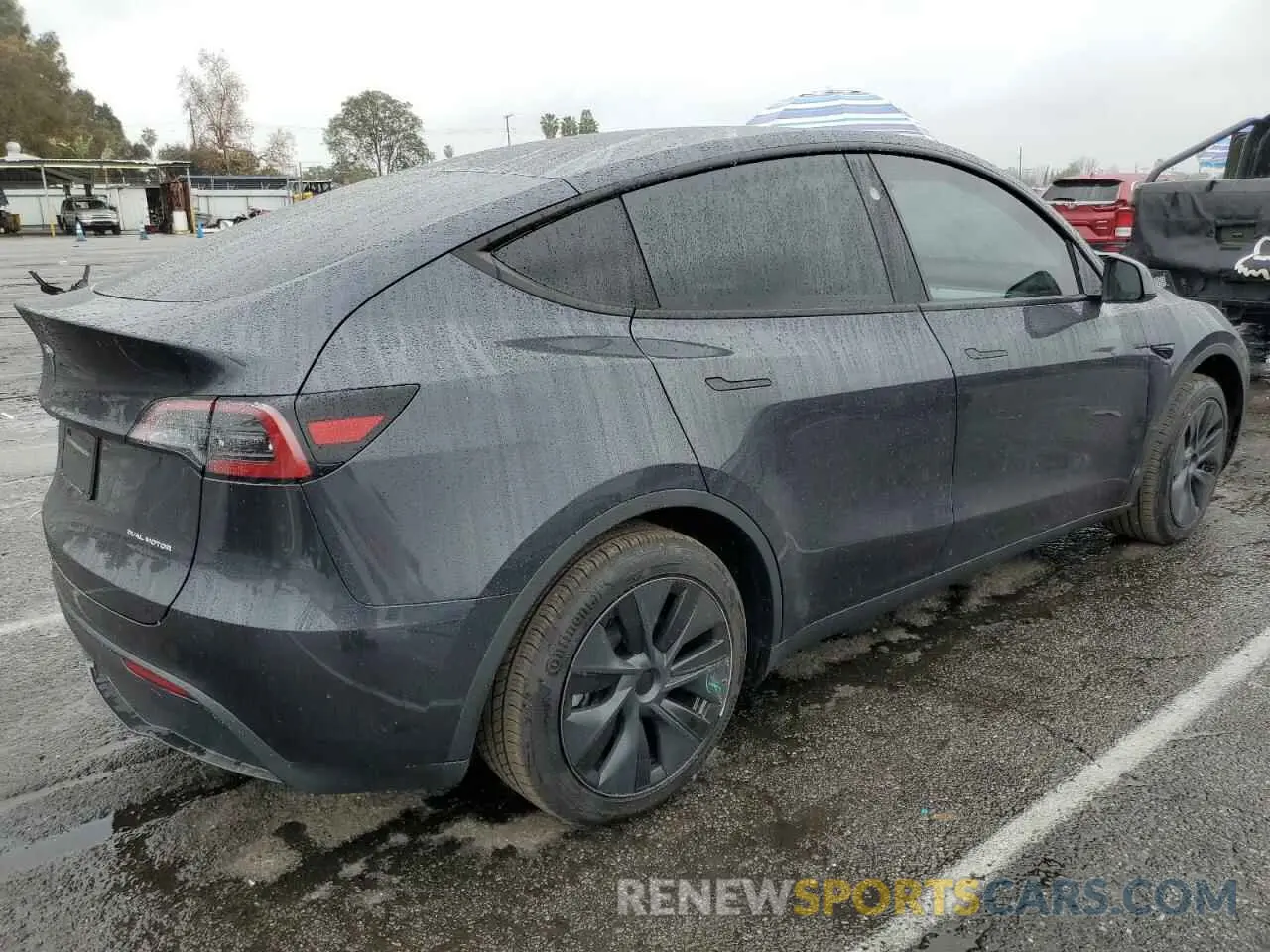 3 Фотография поврежденного автомобиля 7SAYGAEE3SF216635 TESLA MODEL Y 2025