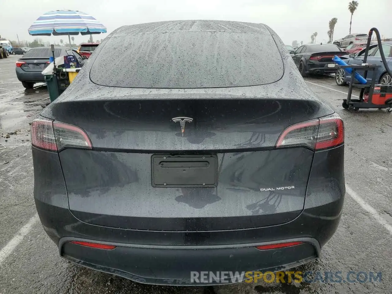 6 Фотография поврежденного автомобиля 7SAYGAEE3SF216635 TESLA MODEL Y 2025