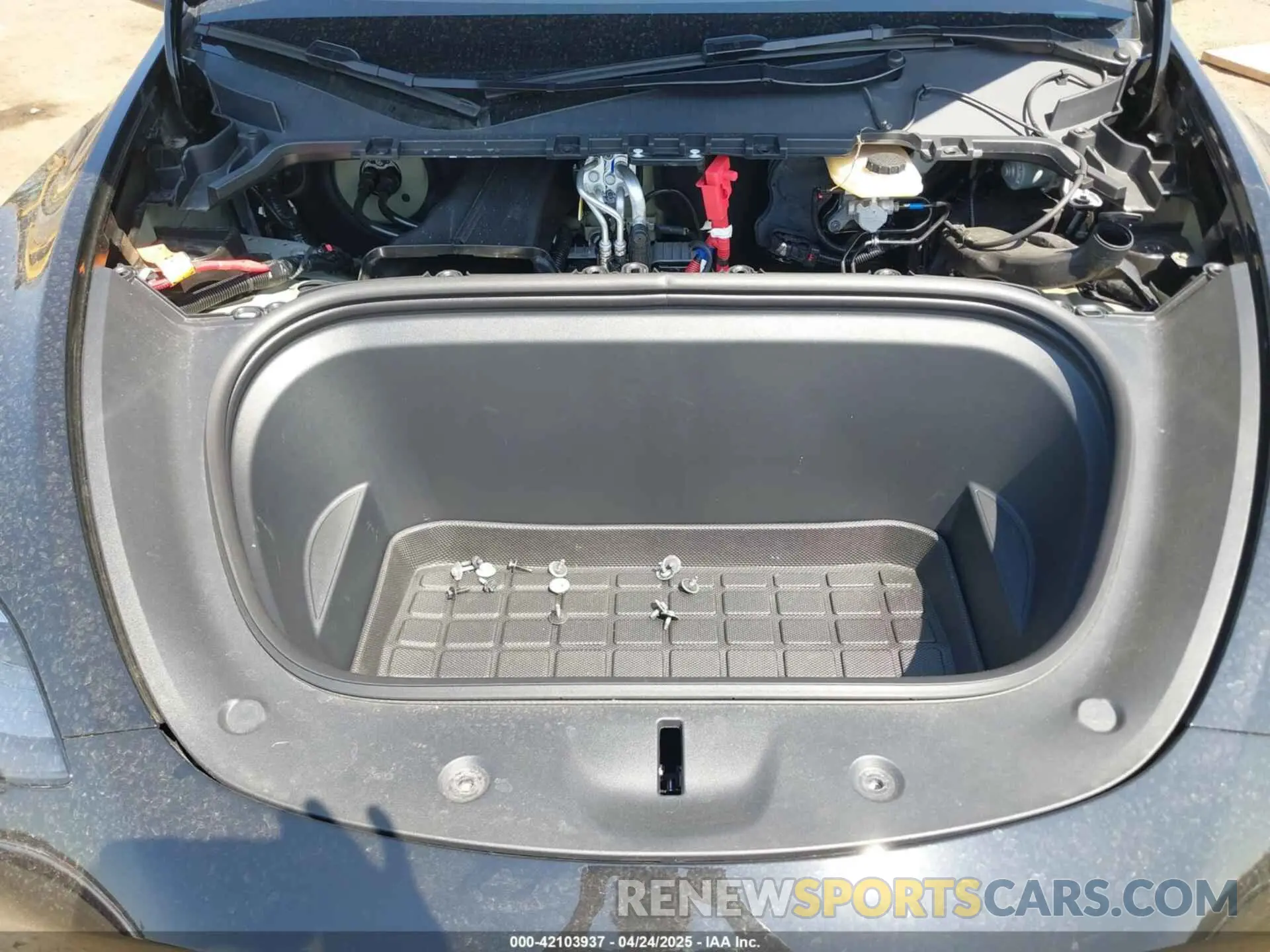 10 Фотография поврежденного автомобиля 7SAYGAEE5SF249006 TESLA MODEL Y 2025