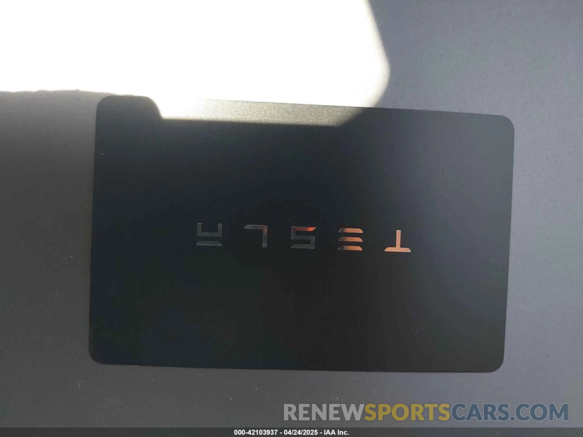 11 Фотография поврежденного автомобиля 7SAYGAEE5SF249006 TESLA MODEL Y 2025