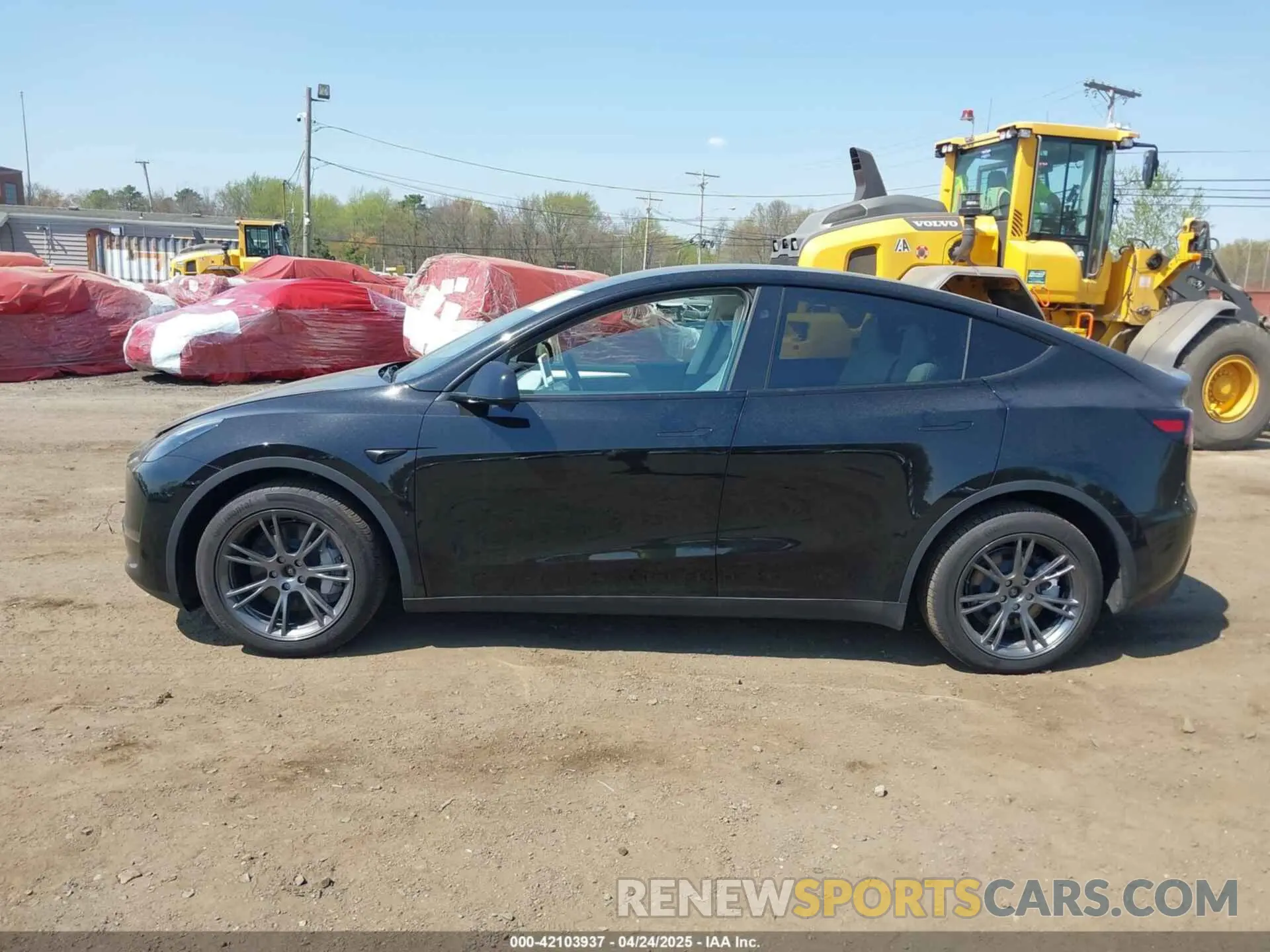 14 Фотография поврежденного автомобиля 7SAYGAEE5SF249006 TESLA MODEL Y 2025