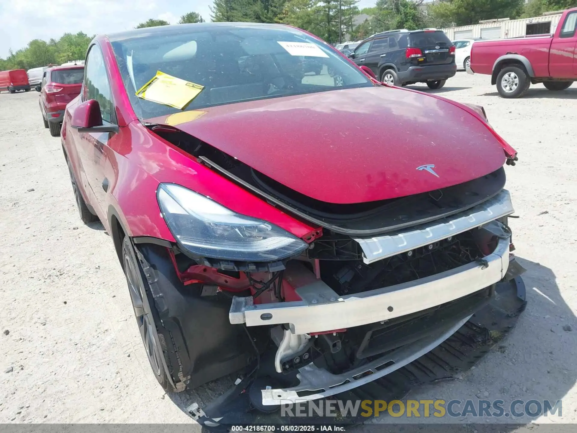 19 Photograph of a damaged car 7SAYGAEE8SF265863 TESLA MODEL Y 2025