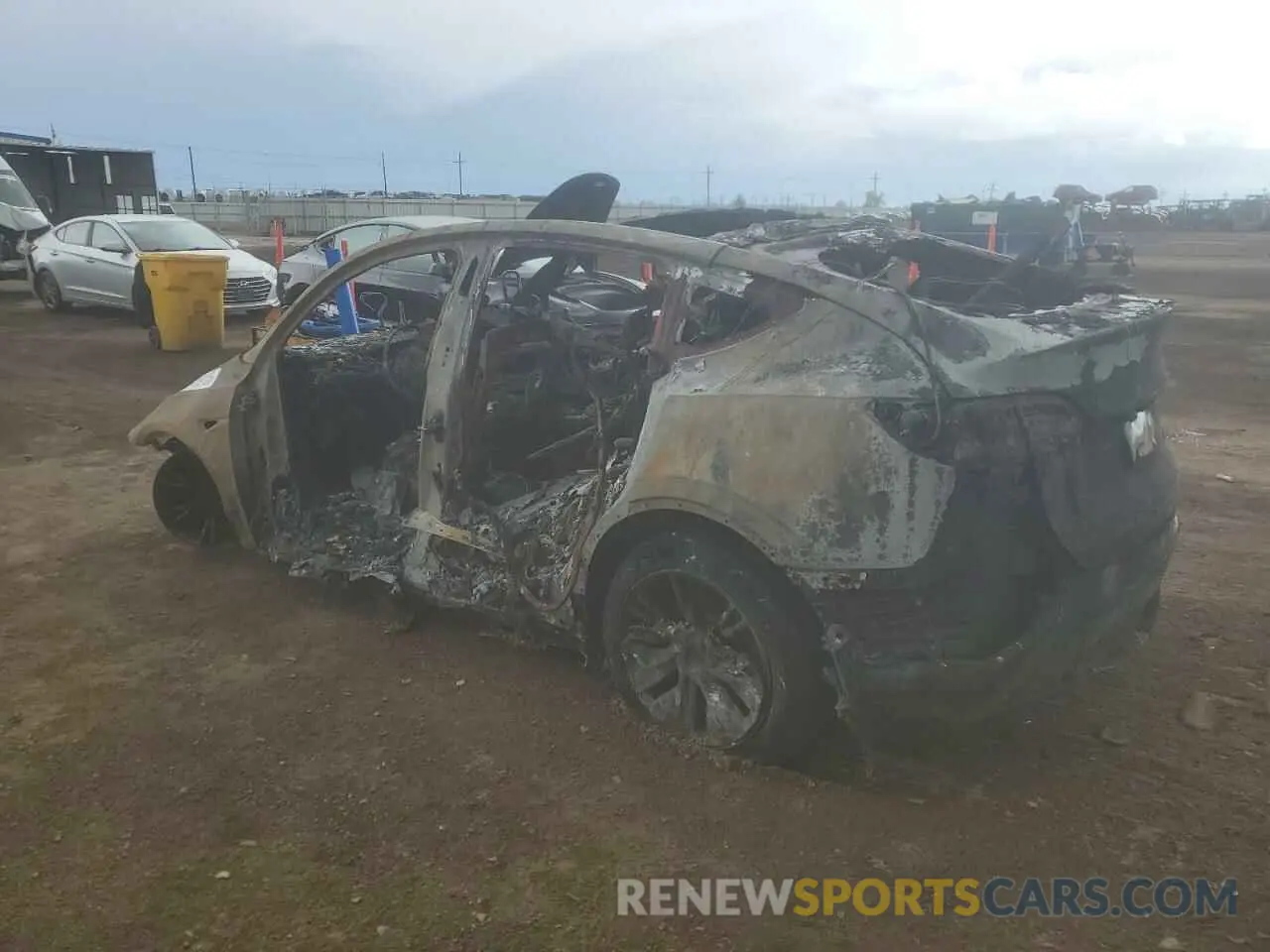 2 Photograph of a damaged car 7SAYGAEE9SF297091 TESLA MODEL Y 2025