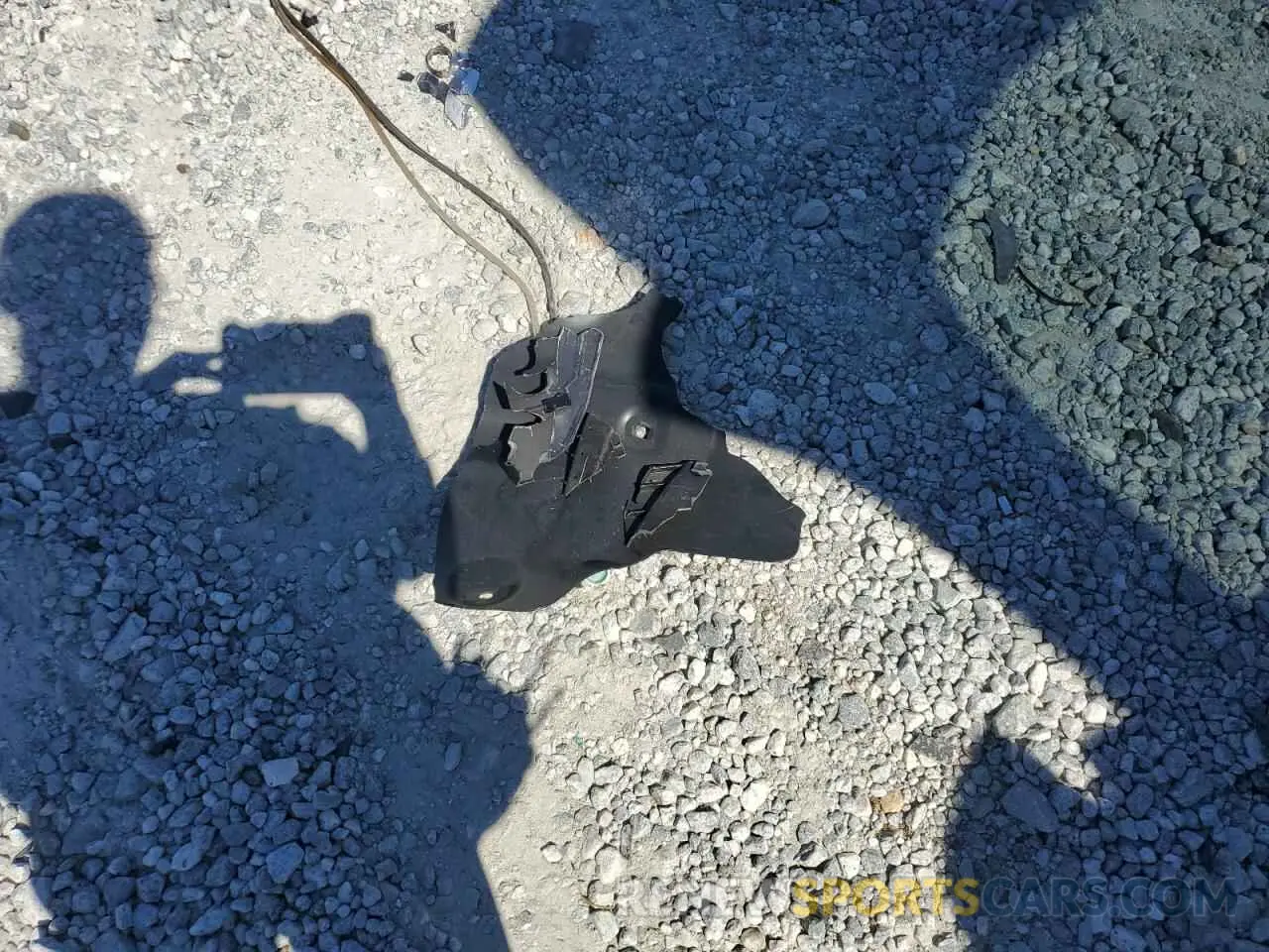 15 Photograph of a damaged car 7SAYGAEEXSF253326 TESLA MODEL Y 2025