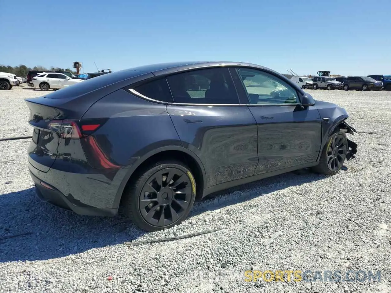 3 Photograph of a damaged car 7SAYGAEEXSF253326 TESLA MODEL Y 2025