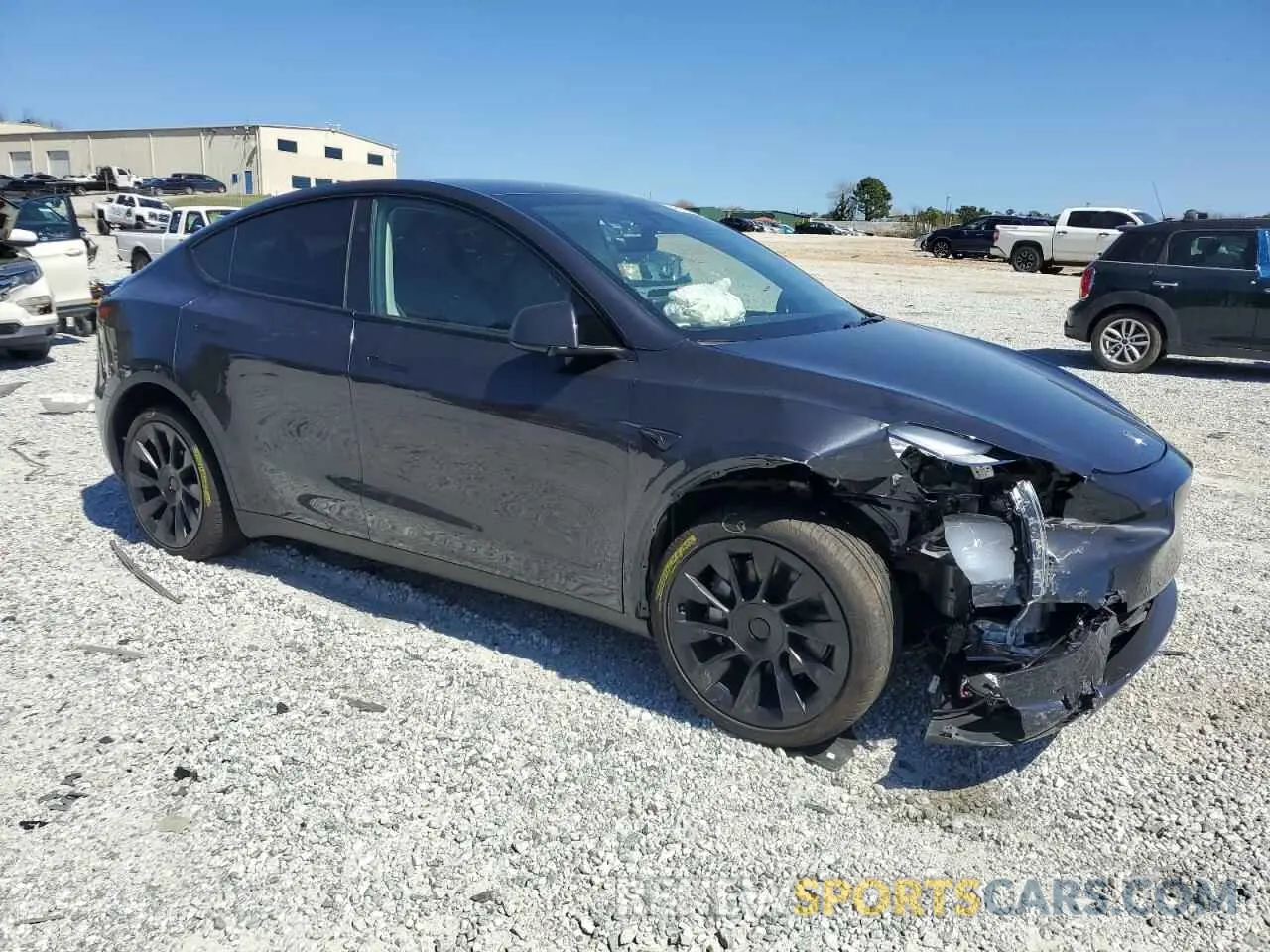 4 Photograph of a damaged car 7SAYGAEEXSF253326 TESLA MODEL Y 2025