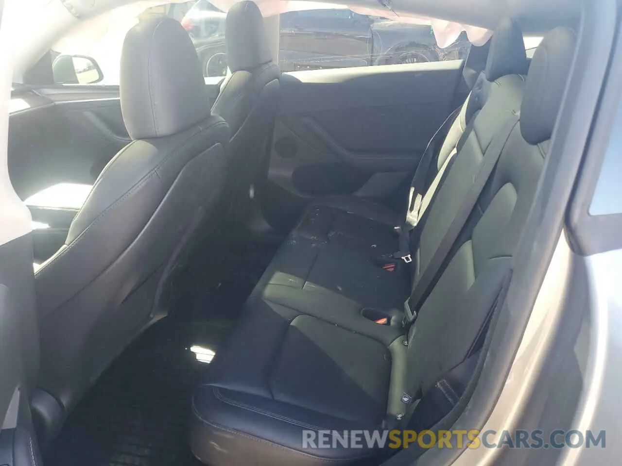 10 Фотография поврежденного автомобиля 7SAYGDED0SF247561 TESLA MODEL Y 2025