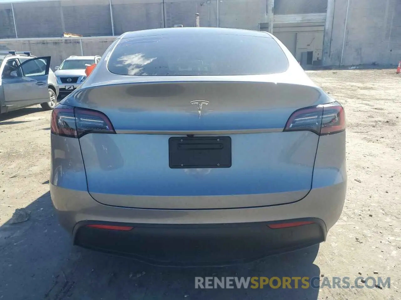 6 Фотография поврежденного автомобиля 7SAYGDED0SF247561 TESLA MODEL Y 2025