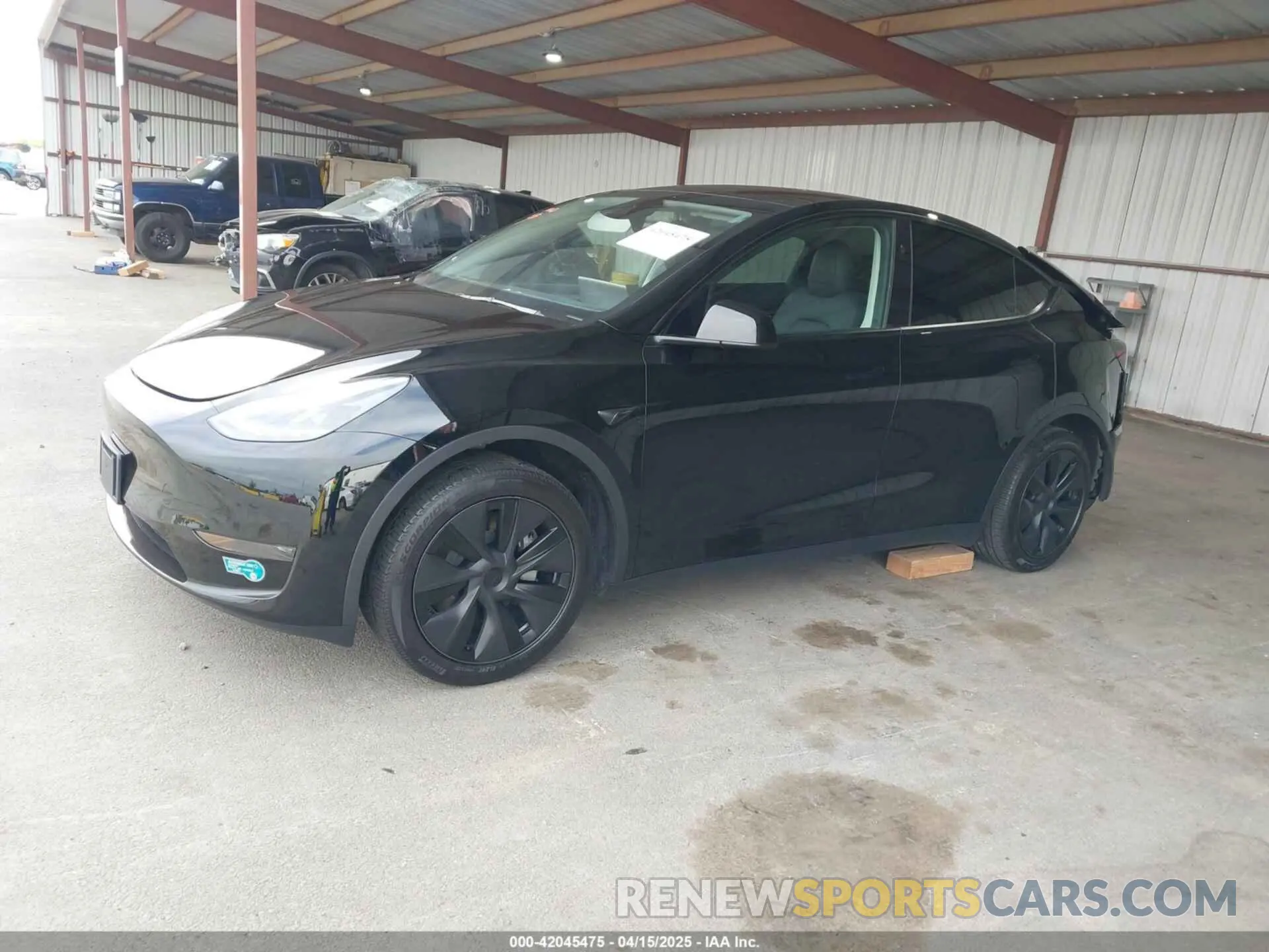 2 Photograph of a damaged car 7SAYGDED0SF251870 TESLA MODEL Y 2025