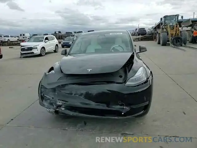 10 Фотография поврежденного автомобиля 7SAYGDED1SA358679 TESLA MODEL Y 2025
