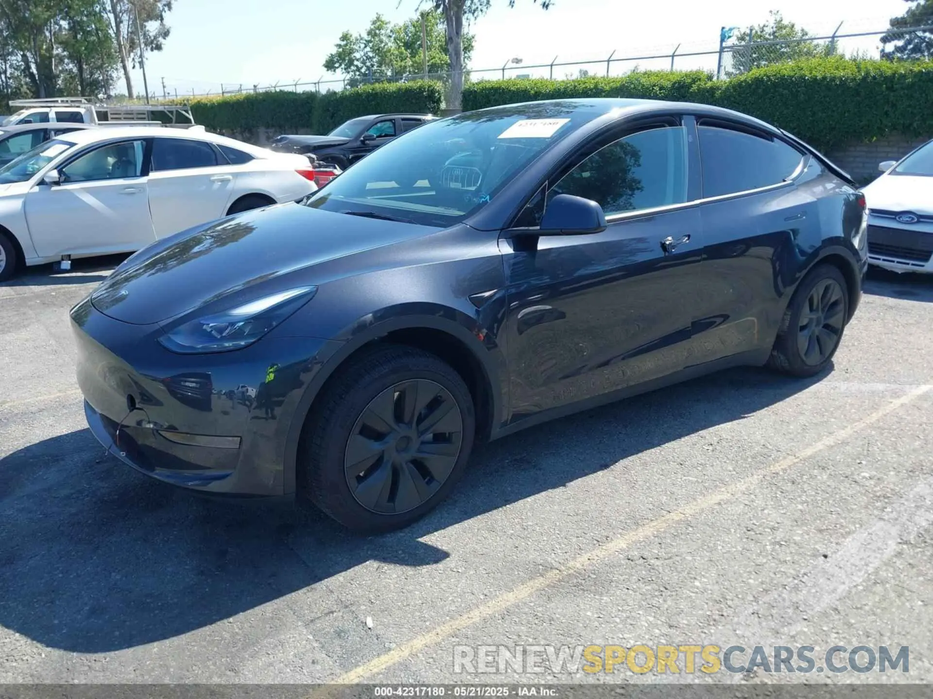 2 Фотография поврежденного автомобиля 7SAYGDED1SF220689 TESLA MODEL Y 2025
