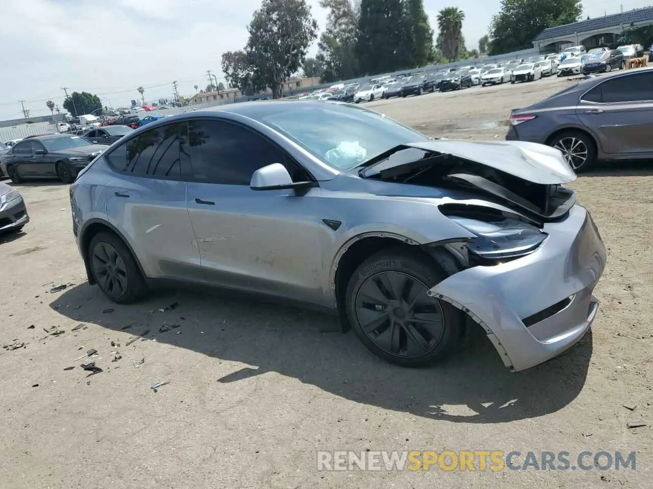 4 Фотография поврежденного автомобиля 7SAYGDED2SF239140 TESLA MODEL Y 2025