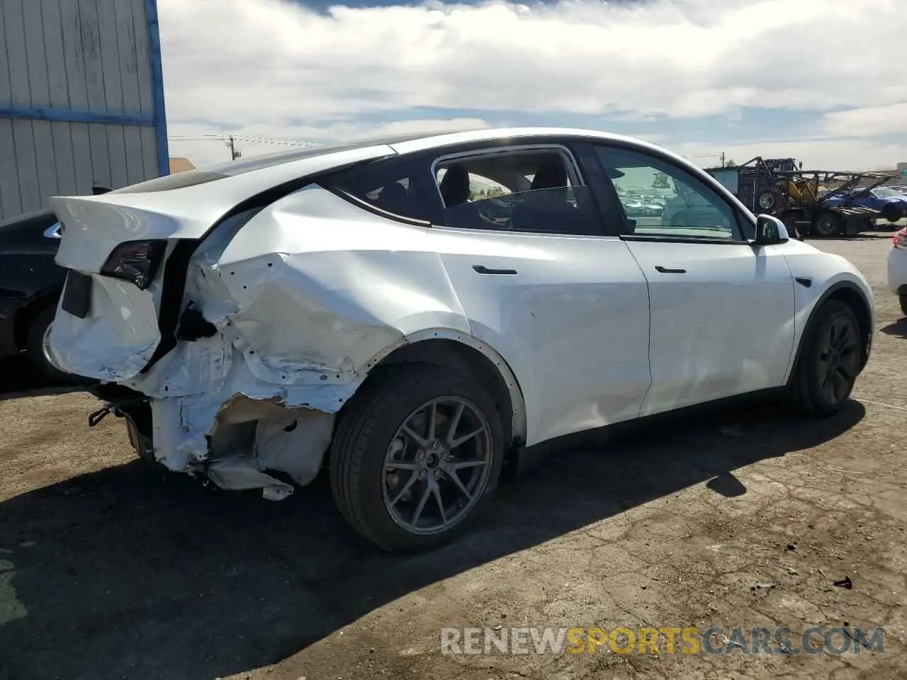 3 Фотография поврежденного автомобиля 7SAYGDED2SF258139 TESLA MODEL Y 2025