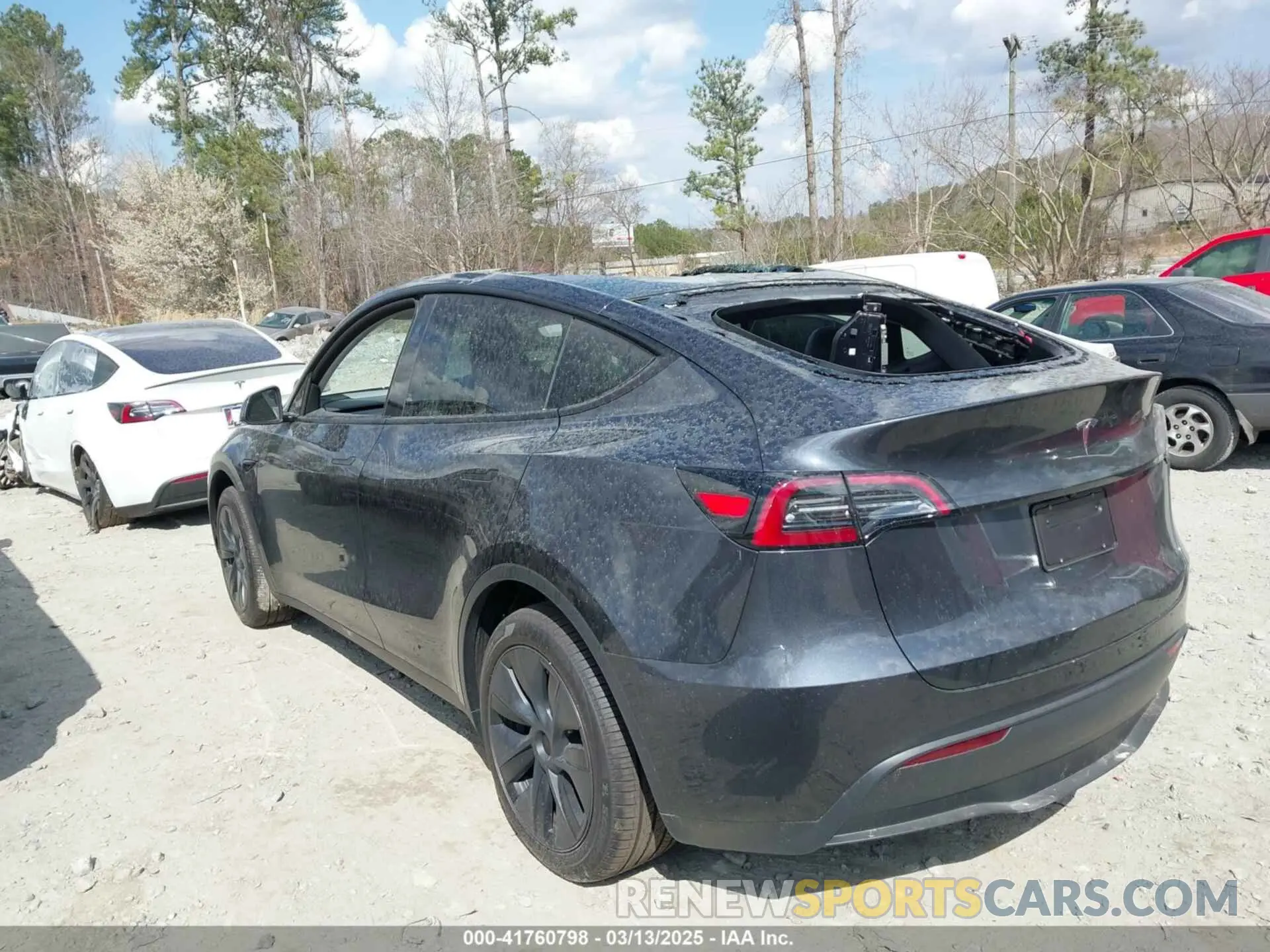 13 Photograph of a damaged car 7SAYGDED3SA352138 TESLA MODEL Y 2025