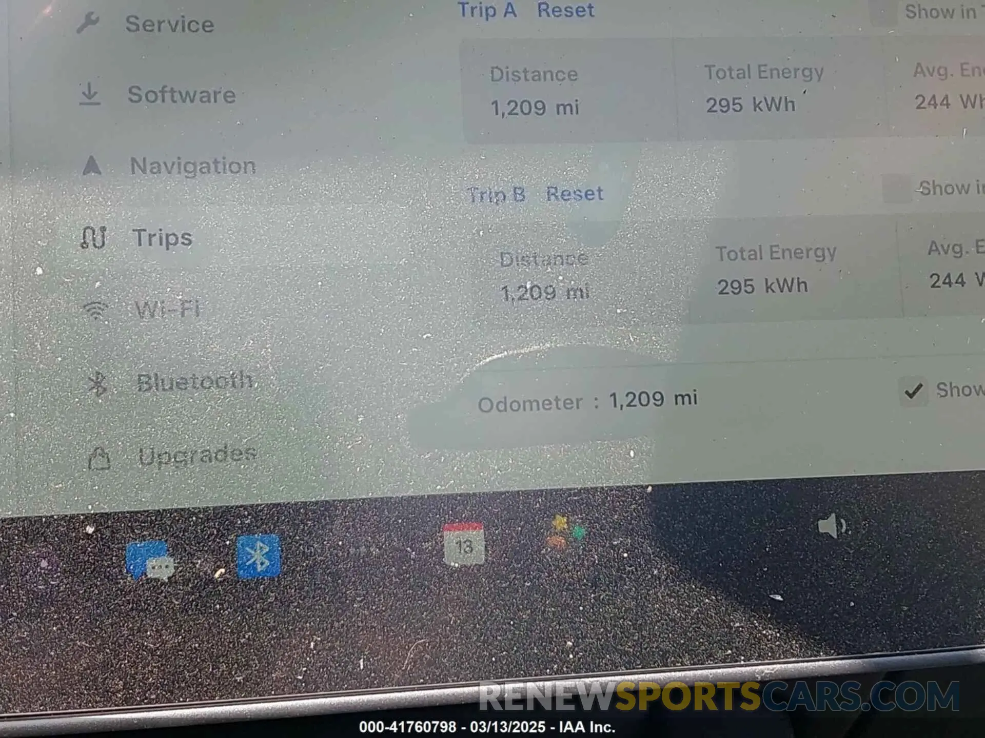 7 Photograph of a damaged car 7SAYGDED3SA352138 TESLA MODEL Y 2025