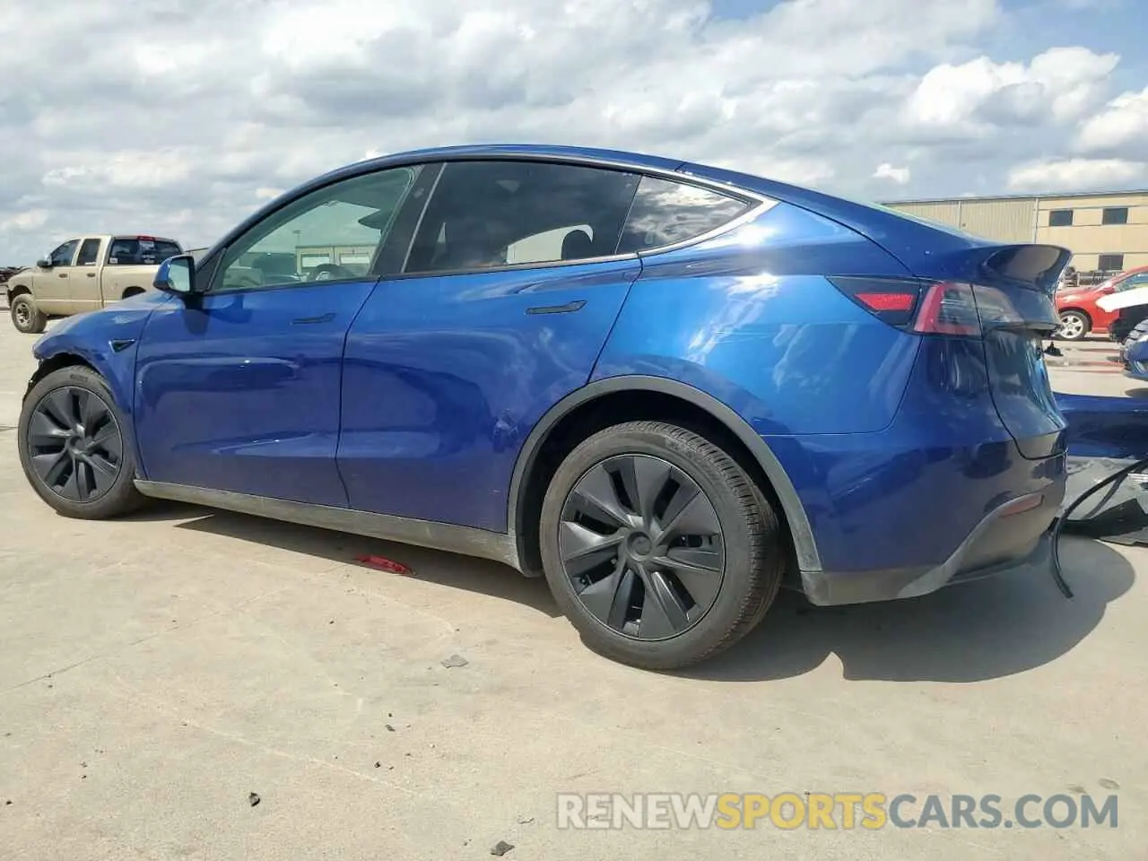 2 Photograph of a damaged car 7SAYGDED3SF250082 TESLA MODEL Y 2025