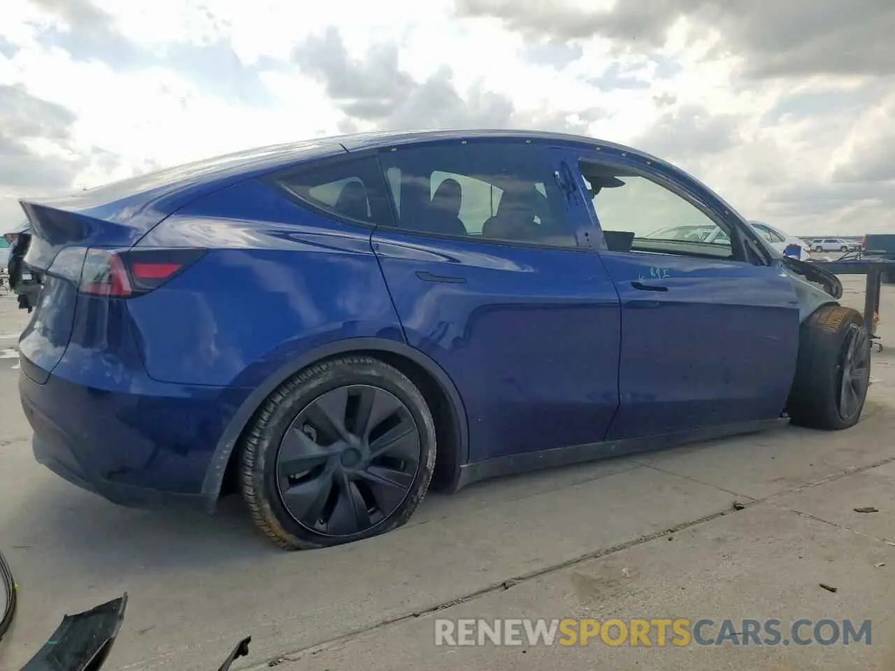 3 Photograph of a damaged car 7SAYGDED3SF250082 TESLA MODEL Y 2025