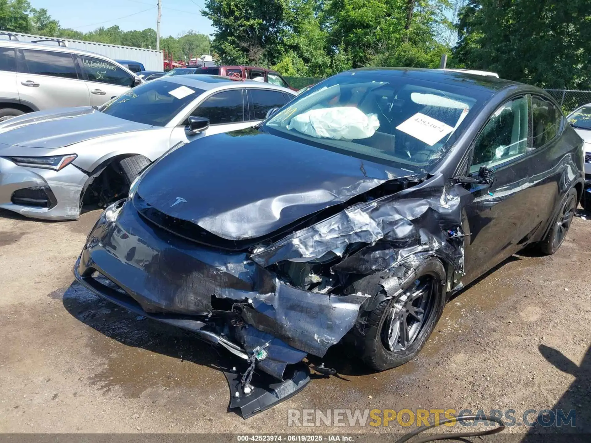 6 Фотография поврежденного автомобиля 7SAYGDED5SA352934 TESLA MODEL Y 2025
