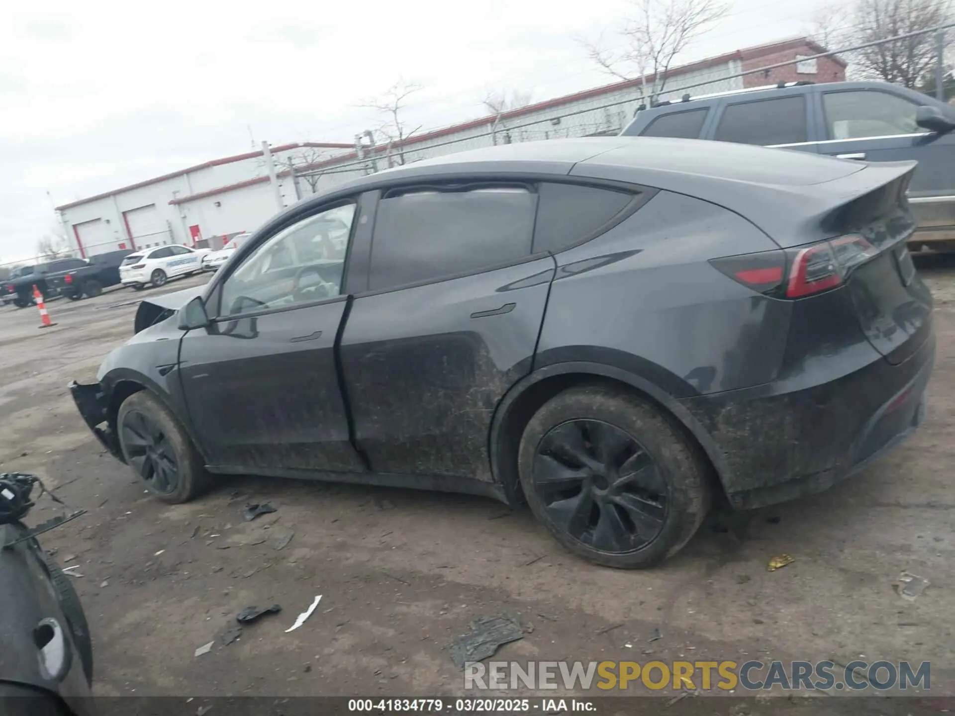 13 Photograph of a damaged car 7SAYGDED5SF262735 TESLA MODEL Y 2025