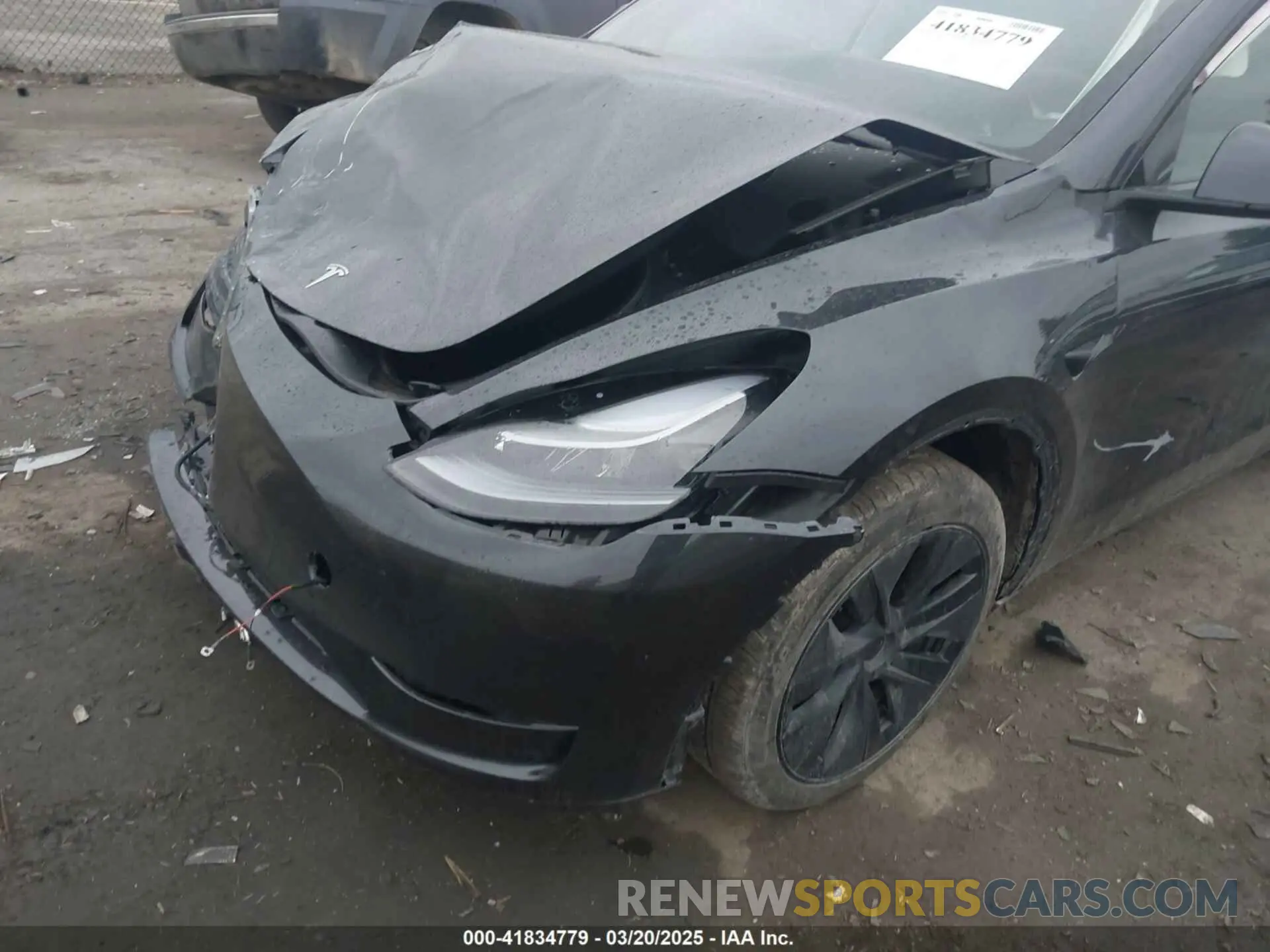 6 Photograph of a damaged car 7SAYGDED5SF262735 TESLA MODEL Y 2025