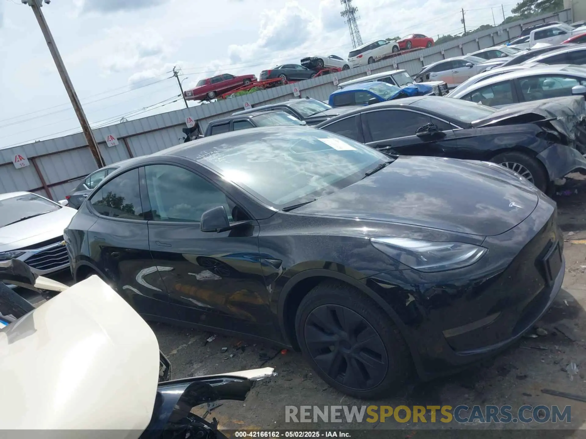 12 Photograph of a damaged car 7SAYGDED6SA340405 TESLA MODEL Y 2025
