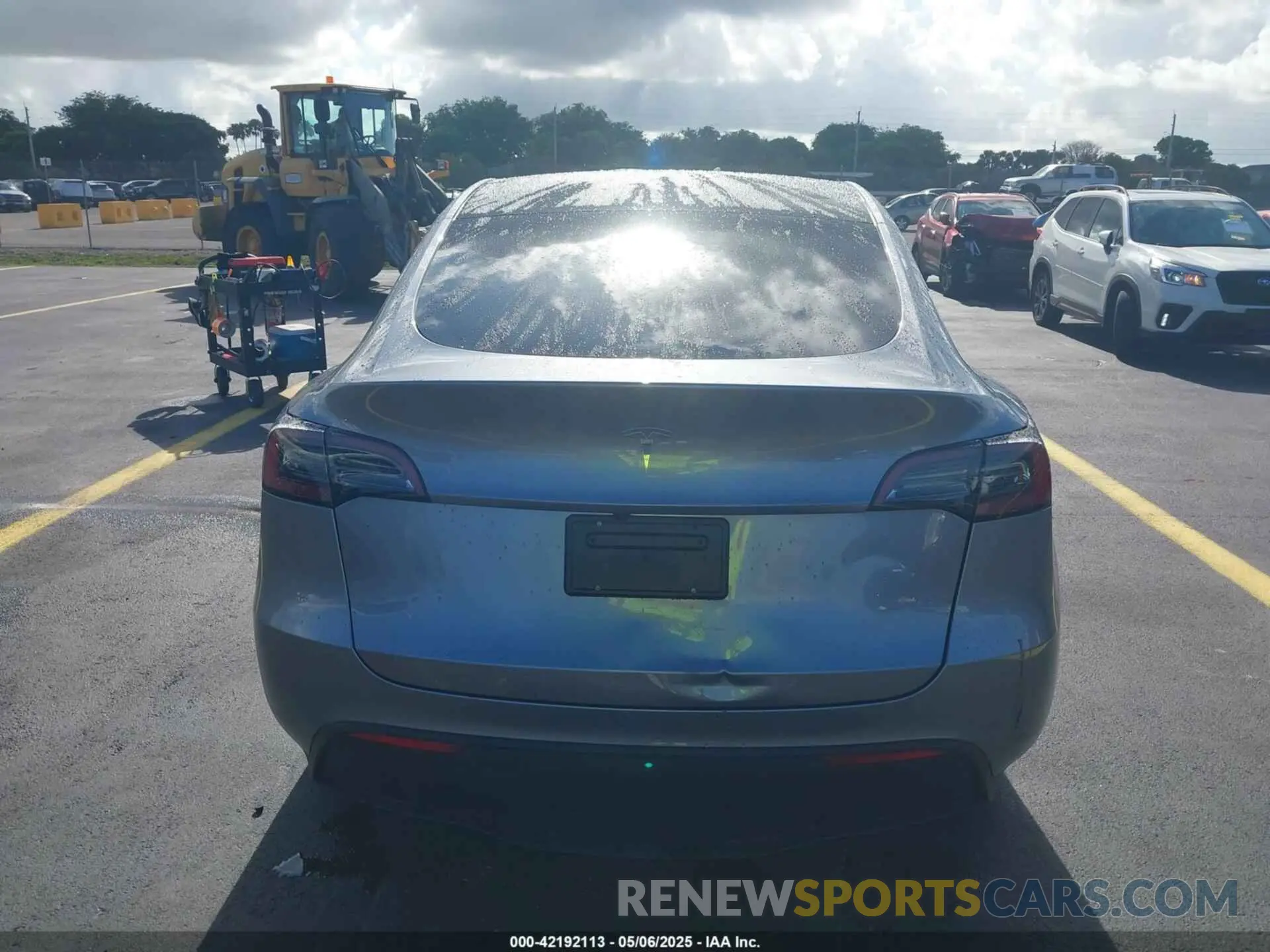 15 Фотография поврежденного автомобиля 7SAYGDED6SA375445 TESLA MODEL Y 2025