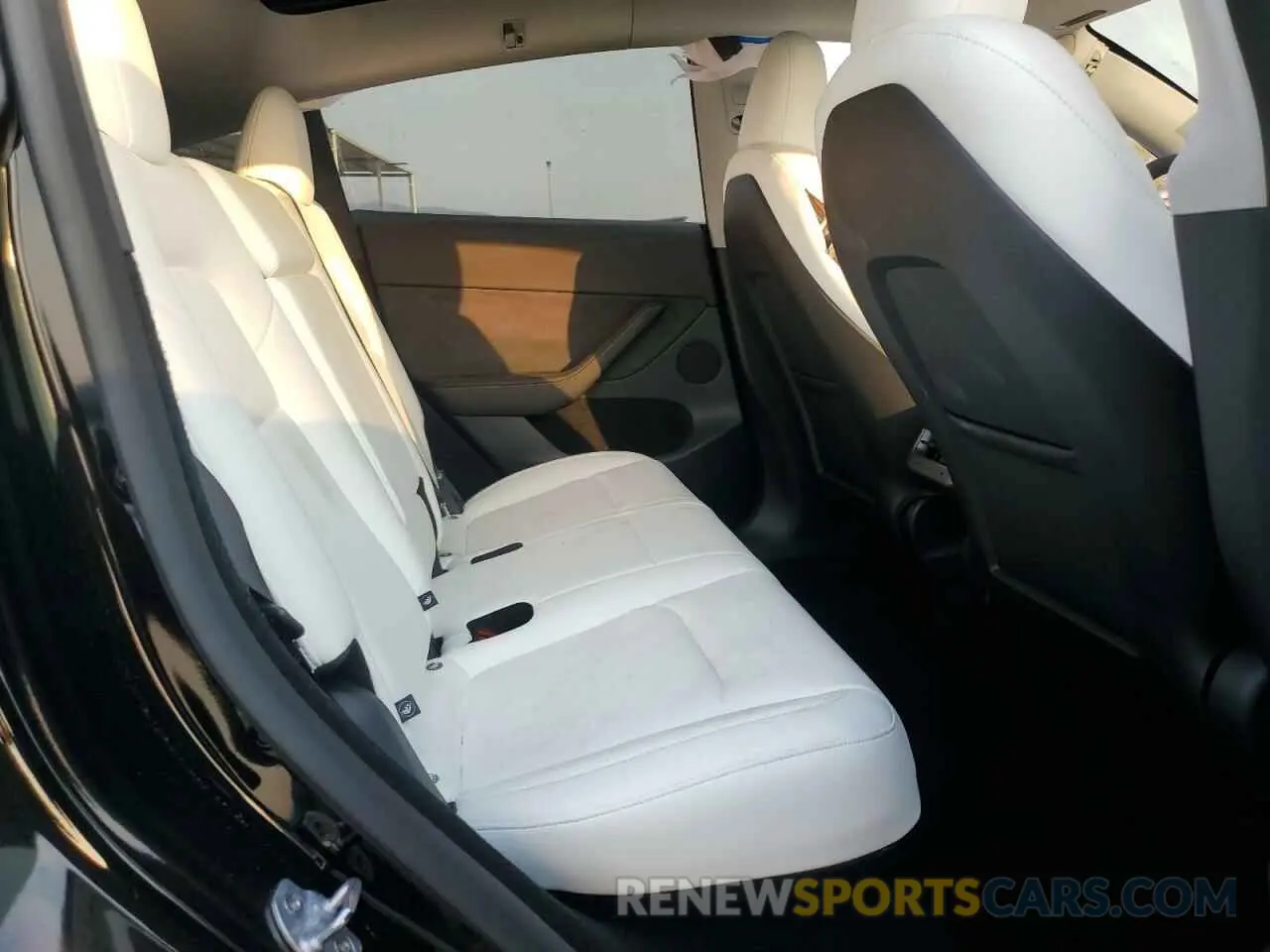11 Фотография поврежденного автомобиля 7SAYGDED6SF228593 TESLA MODEL Y 2025