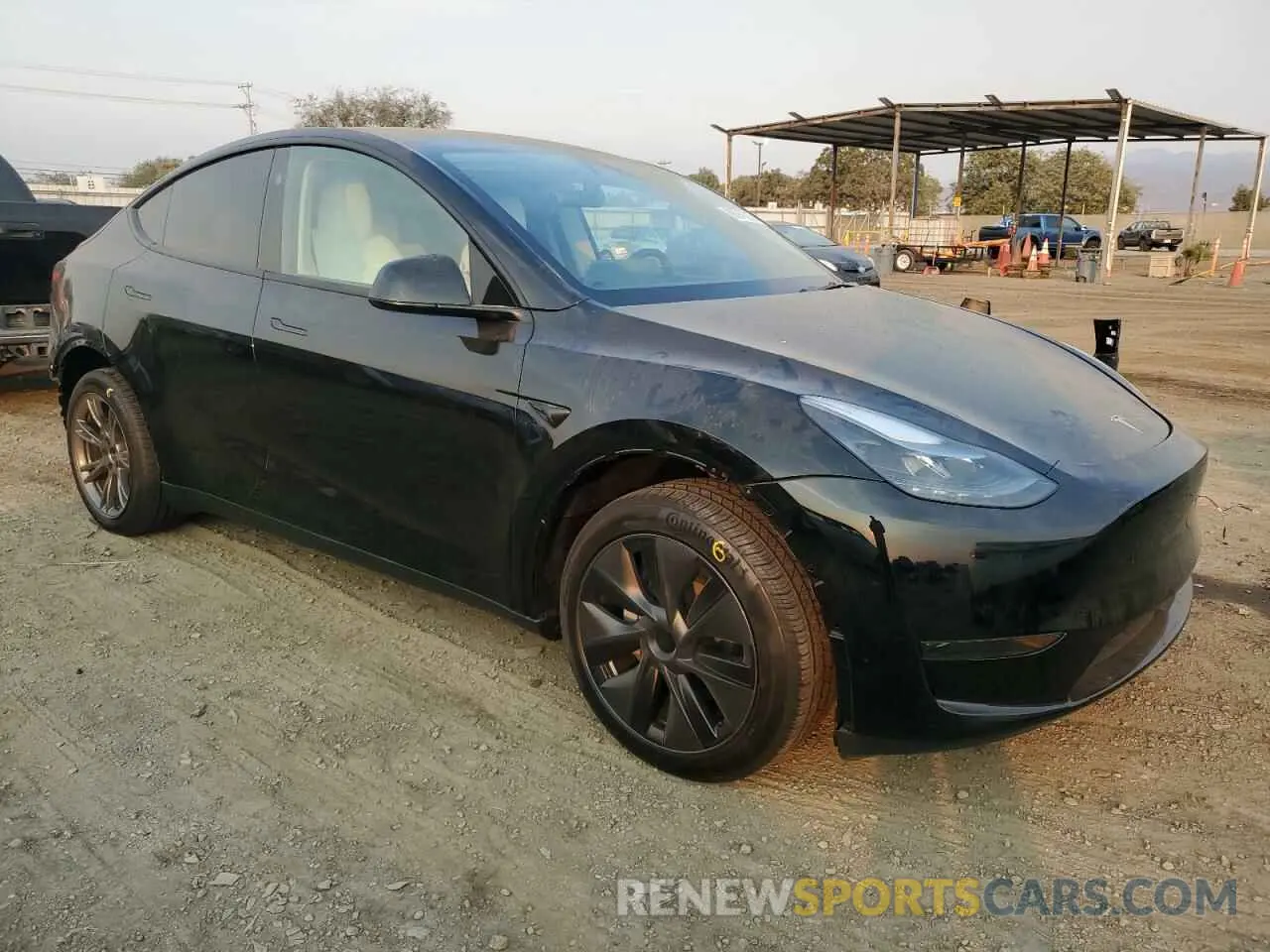 4 Фотография поврежденного автомобиля 7SAYGDED6SF228593 TESLA MODEL Y 2025