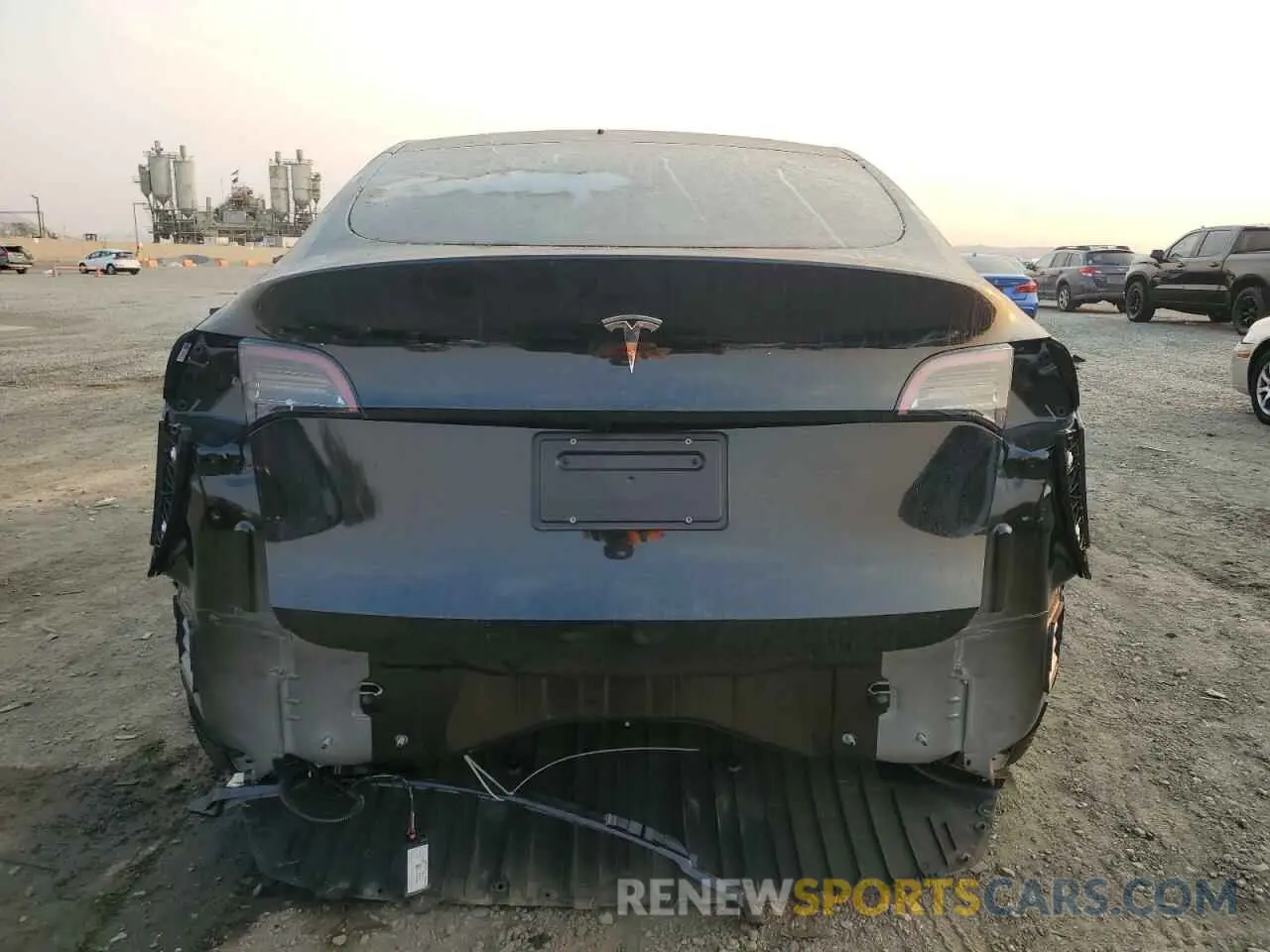 6 Фотография поврежденного автомобиля 7SAYGDED6SF228593 TESLA MODEL Y 2025