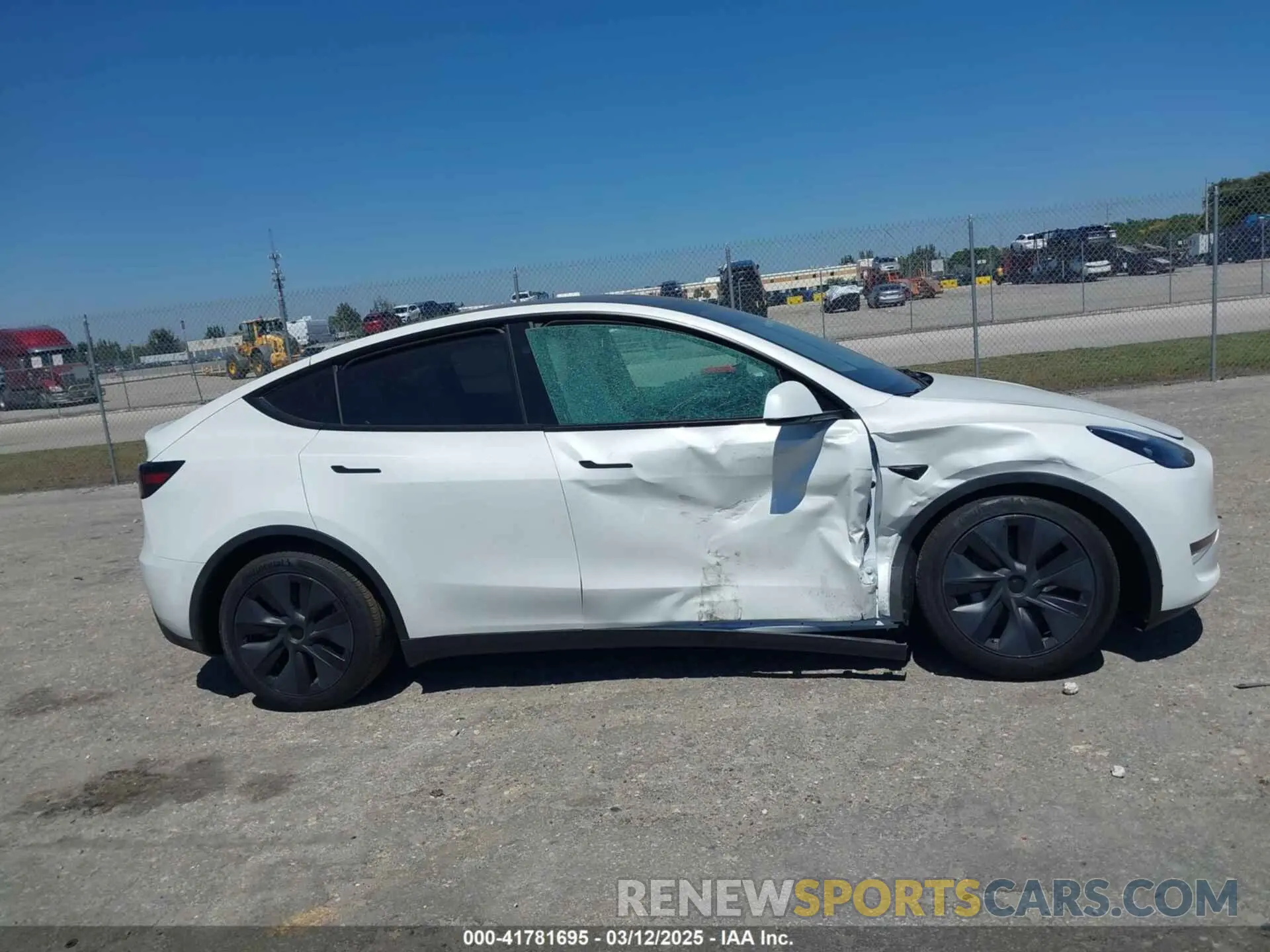 12 Фотография поврежденного автомобиля 7SAYGDED6SF234278 TESLA MODEL Y 2025