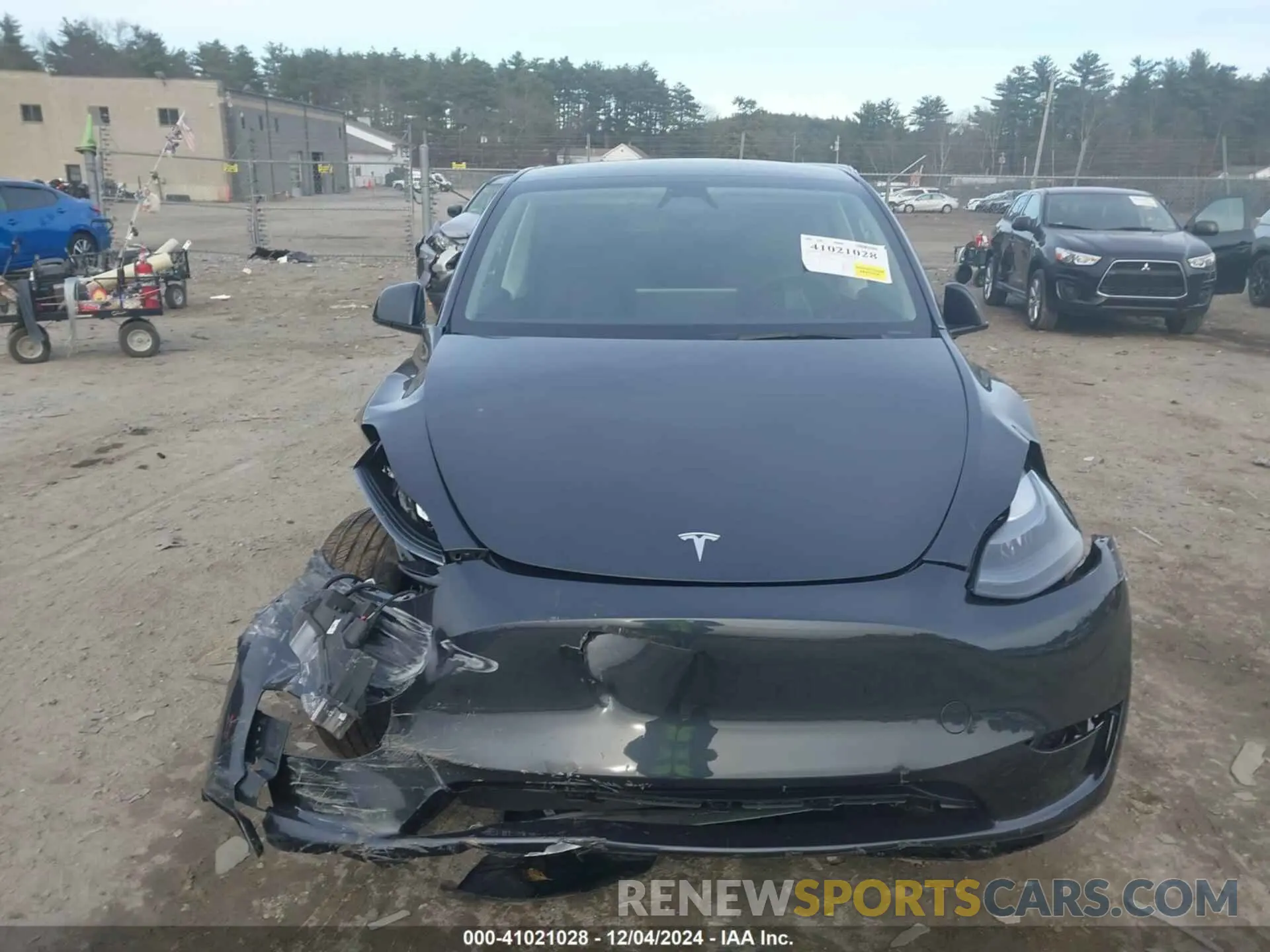 11 Фотография поврежденного автомобиля 7SAYGDED6SF242199 TESLA MODEL Y 2025