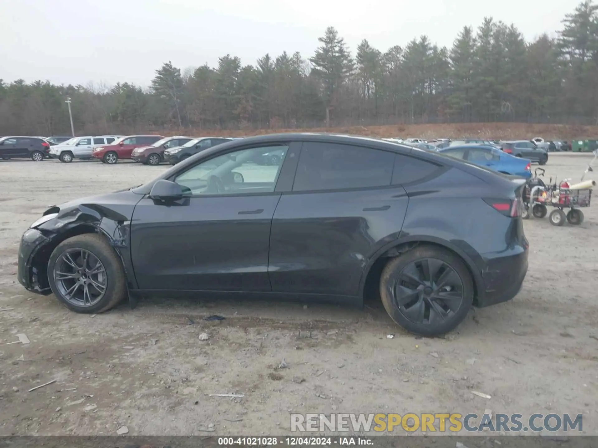 13 Фотография поврежденного автомобиля 7SAYGDED6SF242199 TESLA MODEL Y 2025