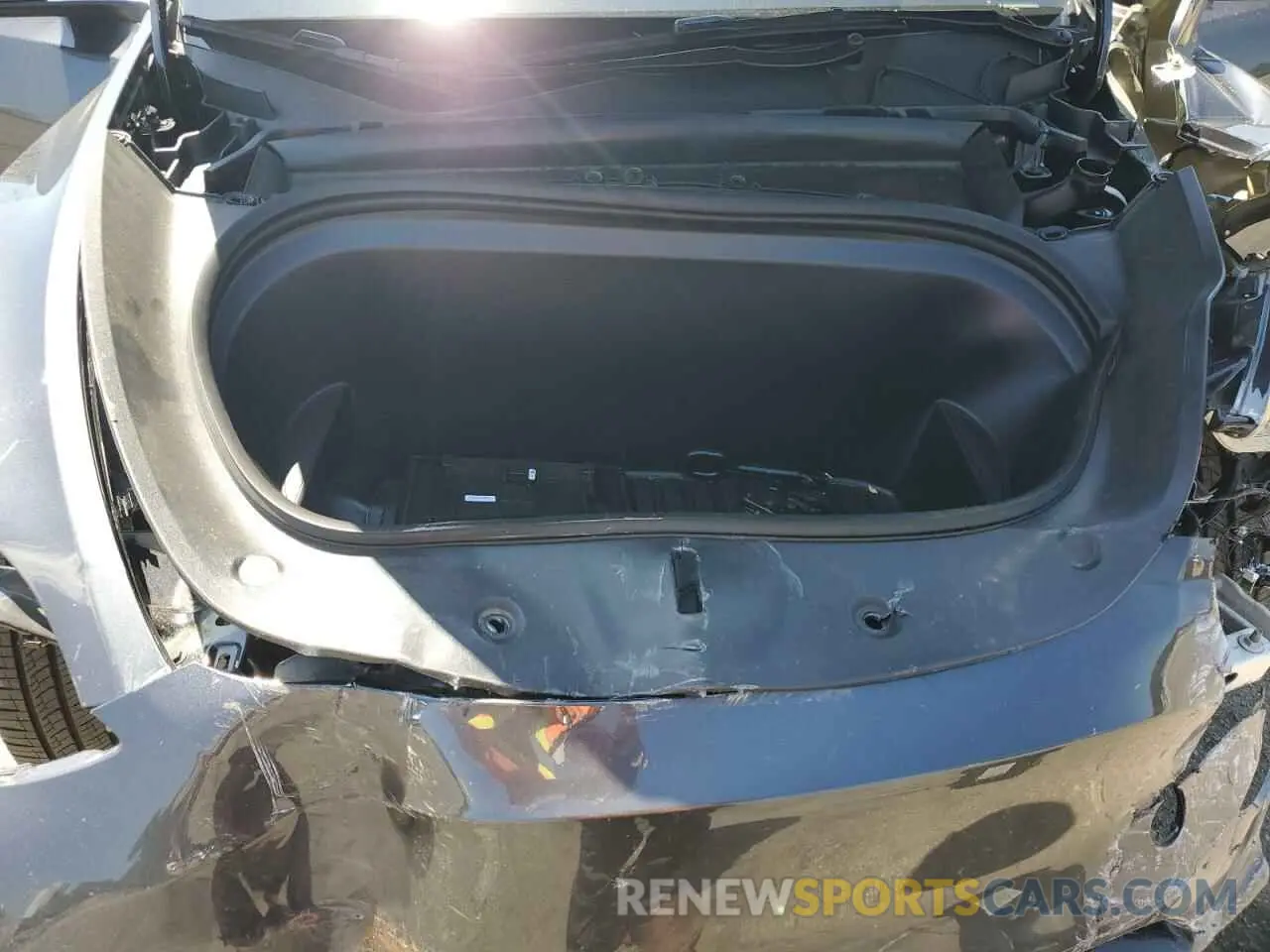 12 Фотография поврежденного автомобиля 7SAYGDED7SA348741 TESLA MODEL Y 2025