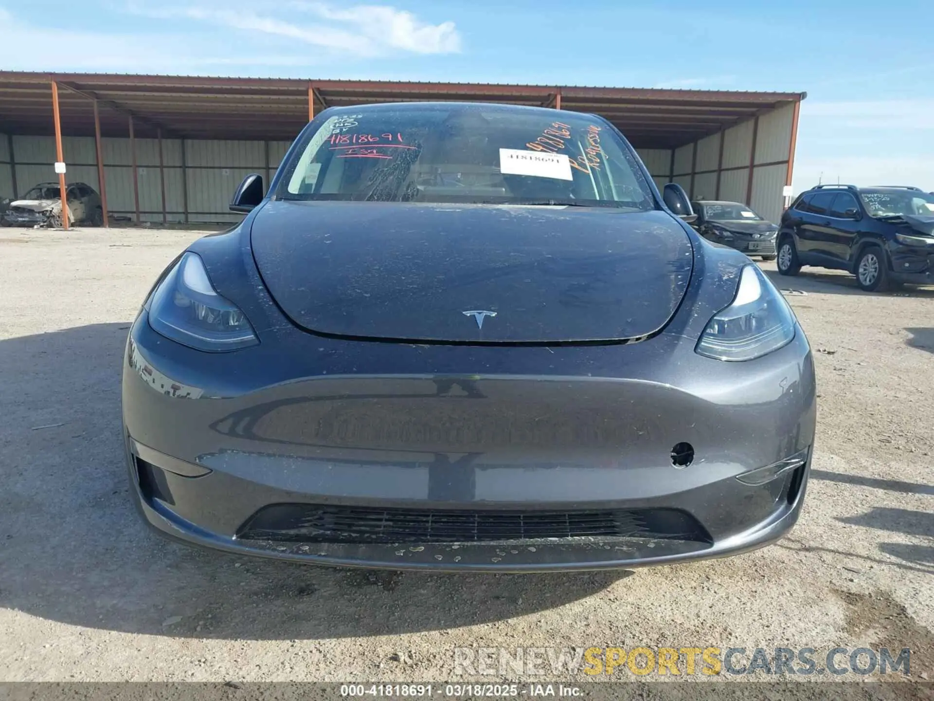 11 Photograph of a damaged car 7SAYGDED7SA354104 TESLA MODEL Y 2025