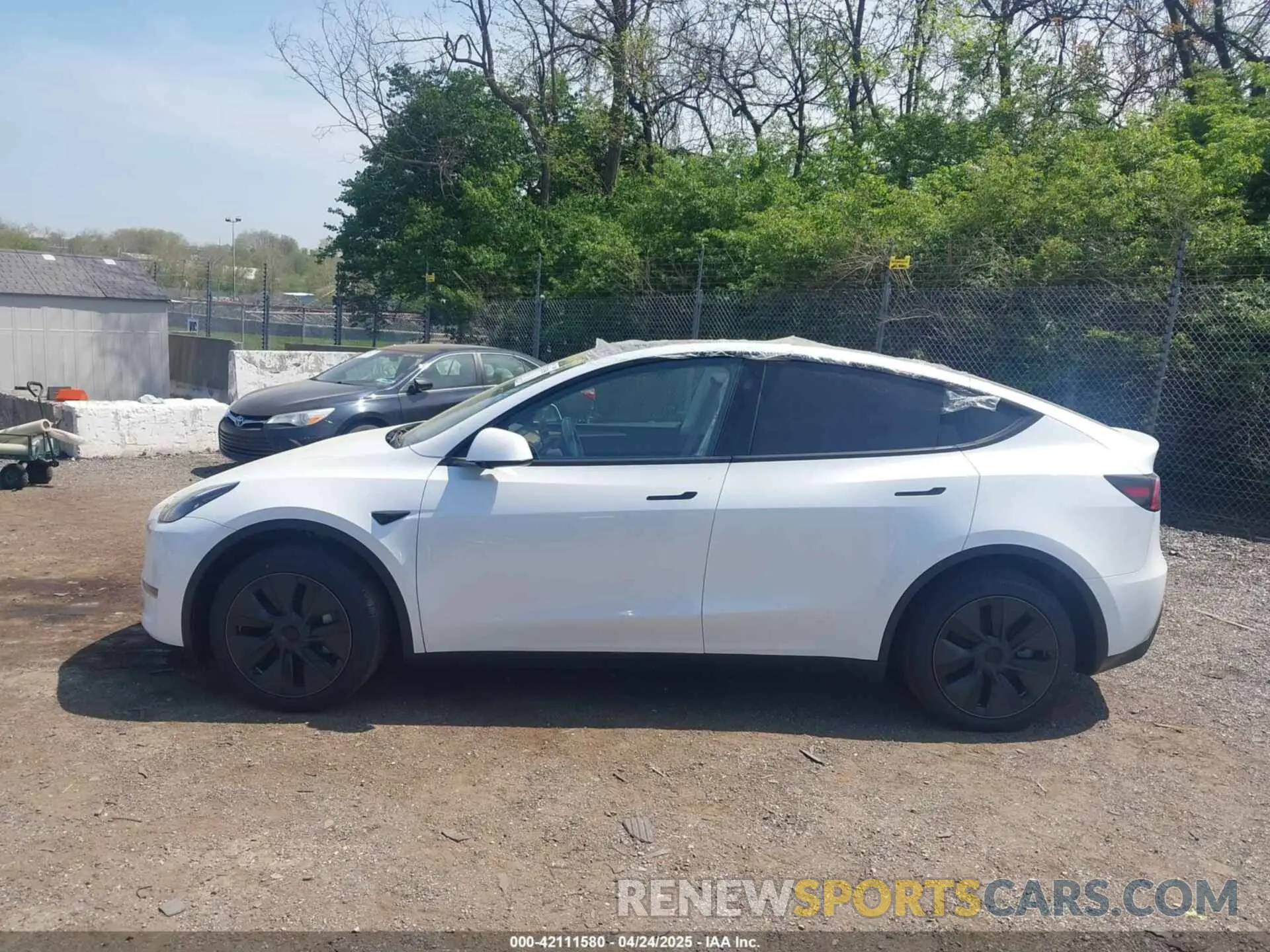14 Фотография поврежденного автомобиля 7SAYGDED7SA378872 TESLA MODEL Y 2025